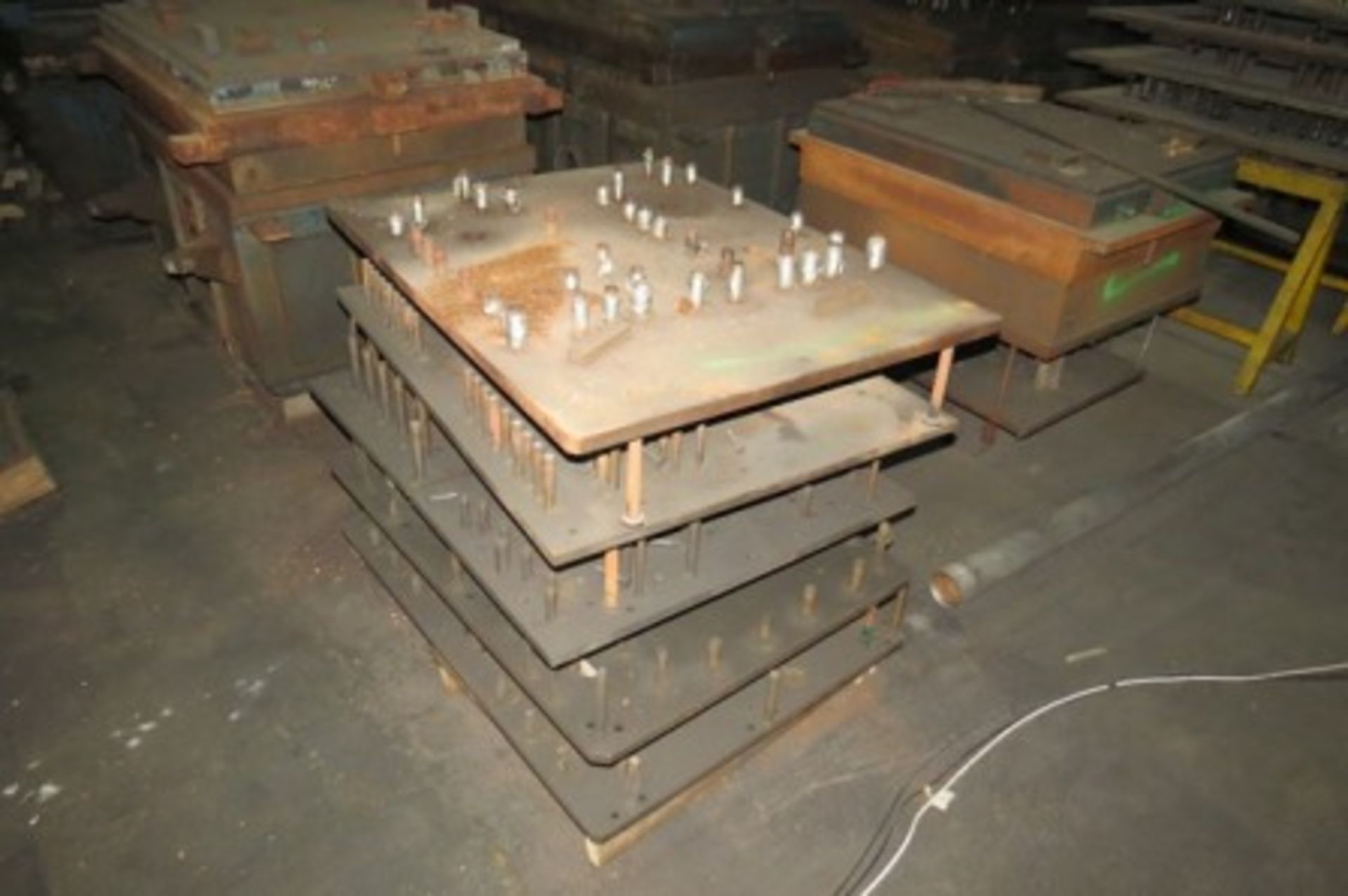 (12) Die casting molds - Image 4 of 9