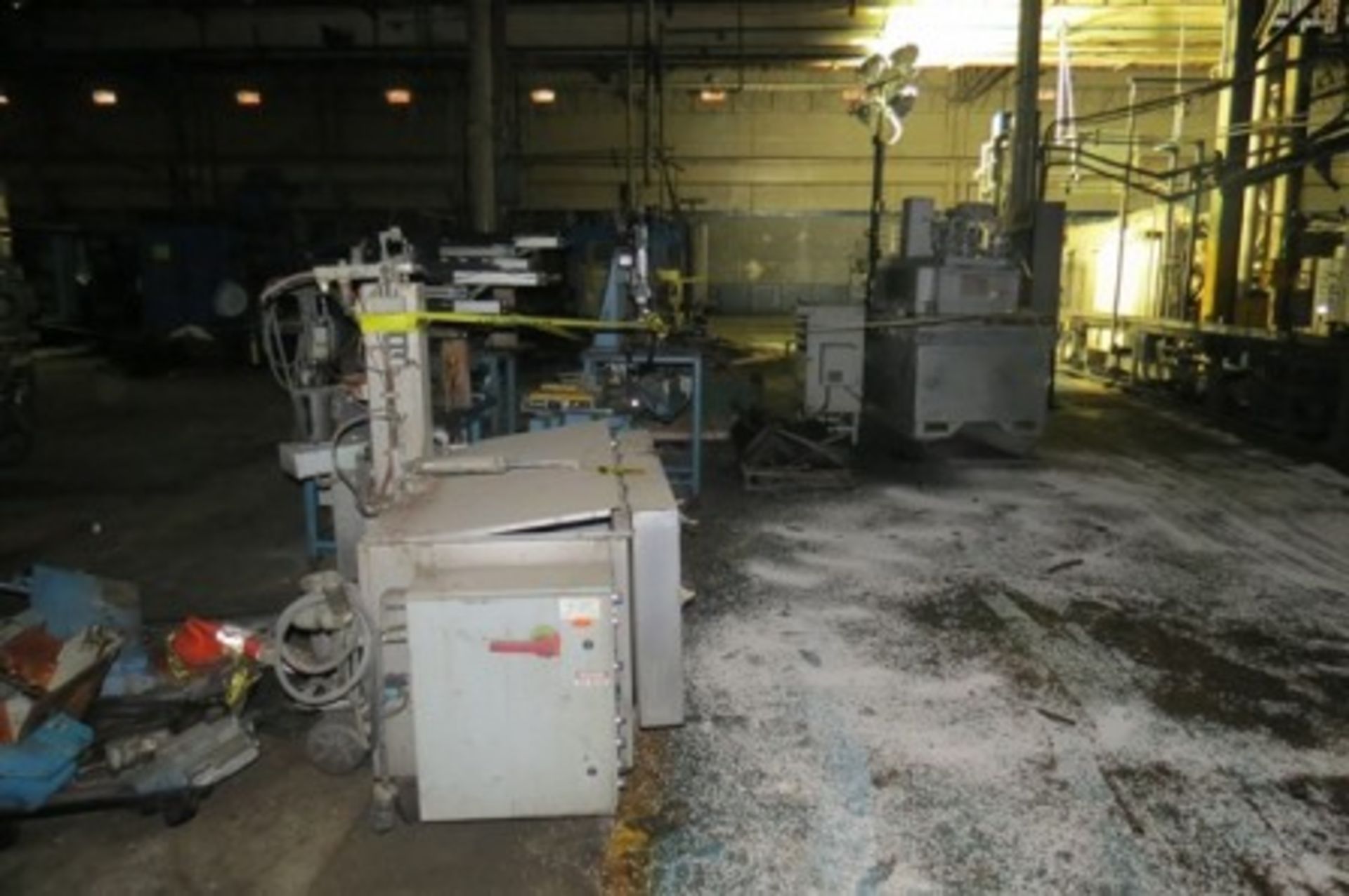 Aluminum melting reverberatory furnace. Leak testing machine. Solvent and washing tanks - Image 6 of 10