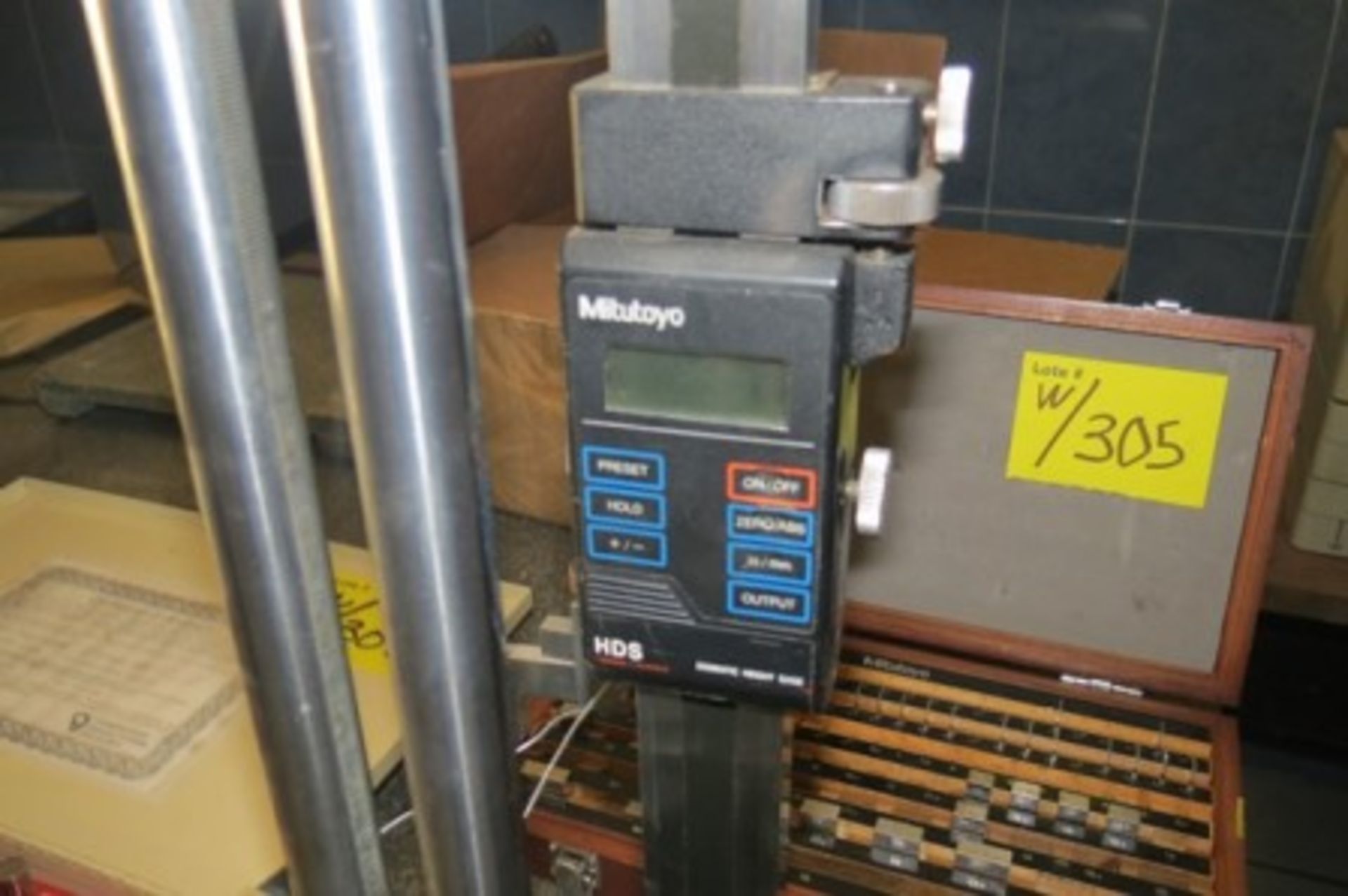 Surface roughness tester. Two height gauges - Image 8 of 13