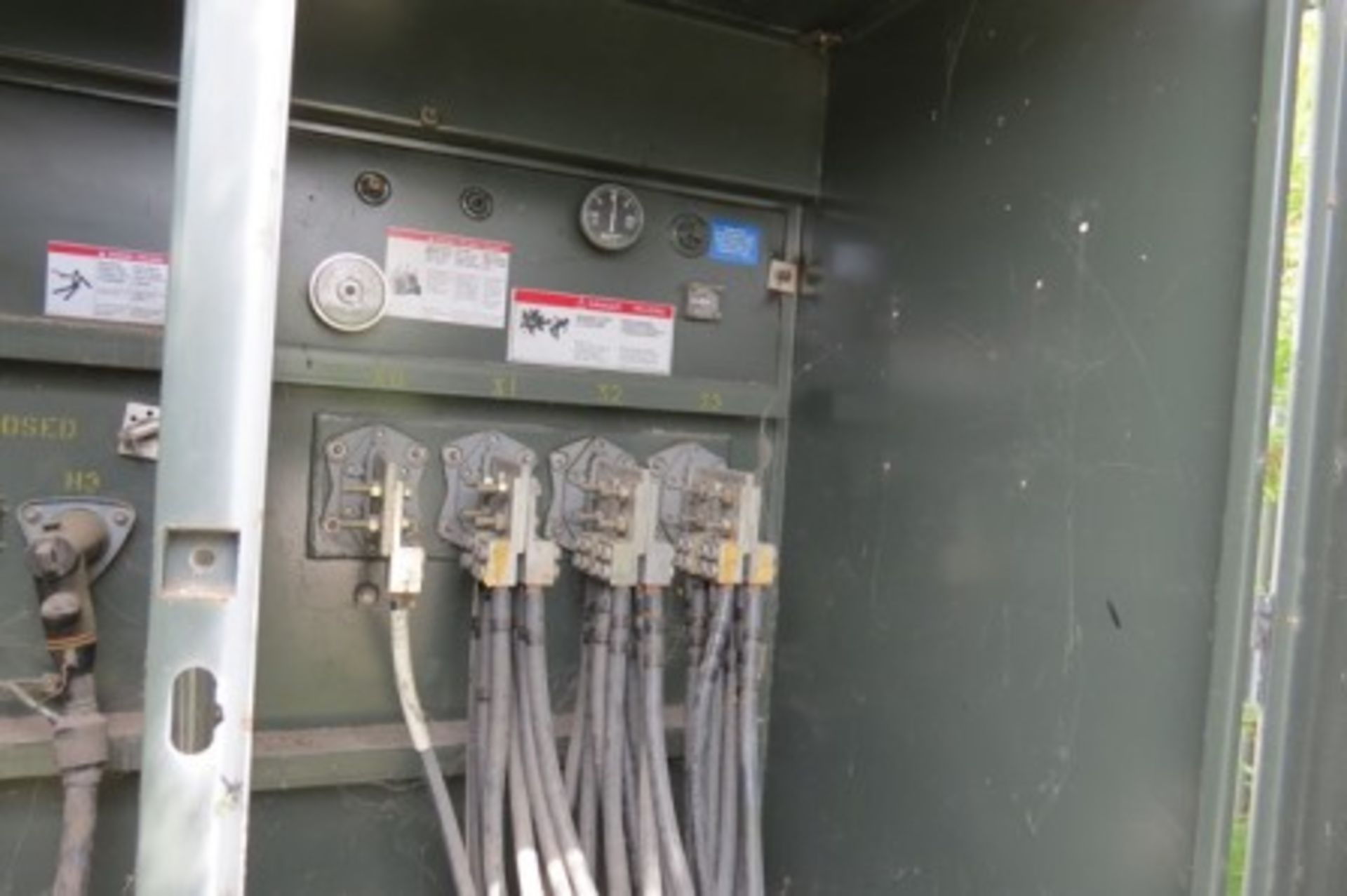 SquareD 2500 kVA transformer, oil cooled - Image 6 of 8
