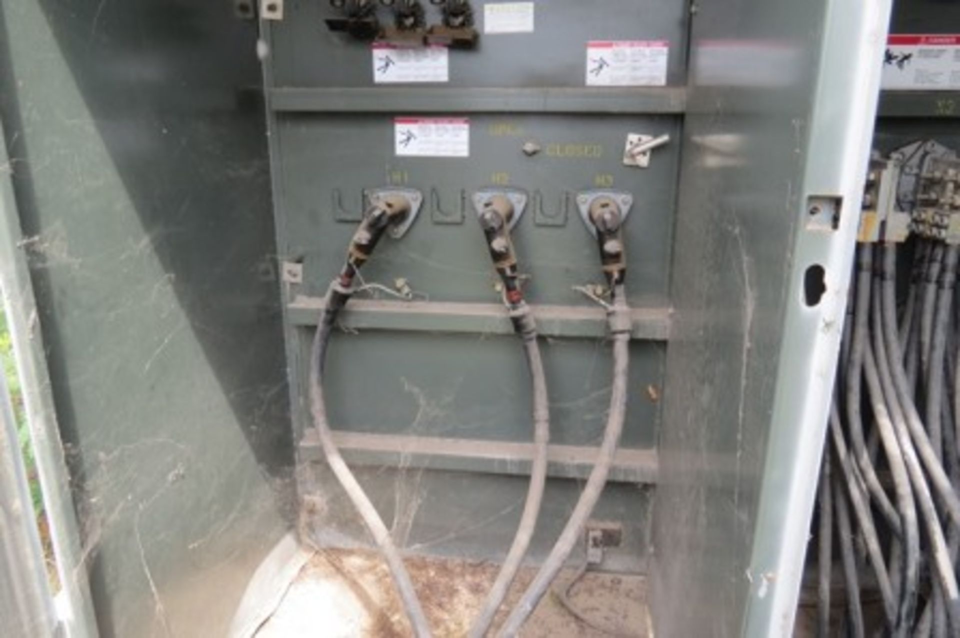 SquareD 2500 kVA transformer, oil cooled - Image 4 of 8