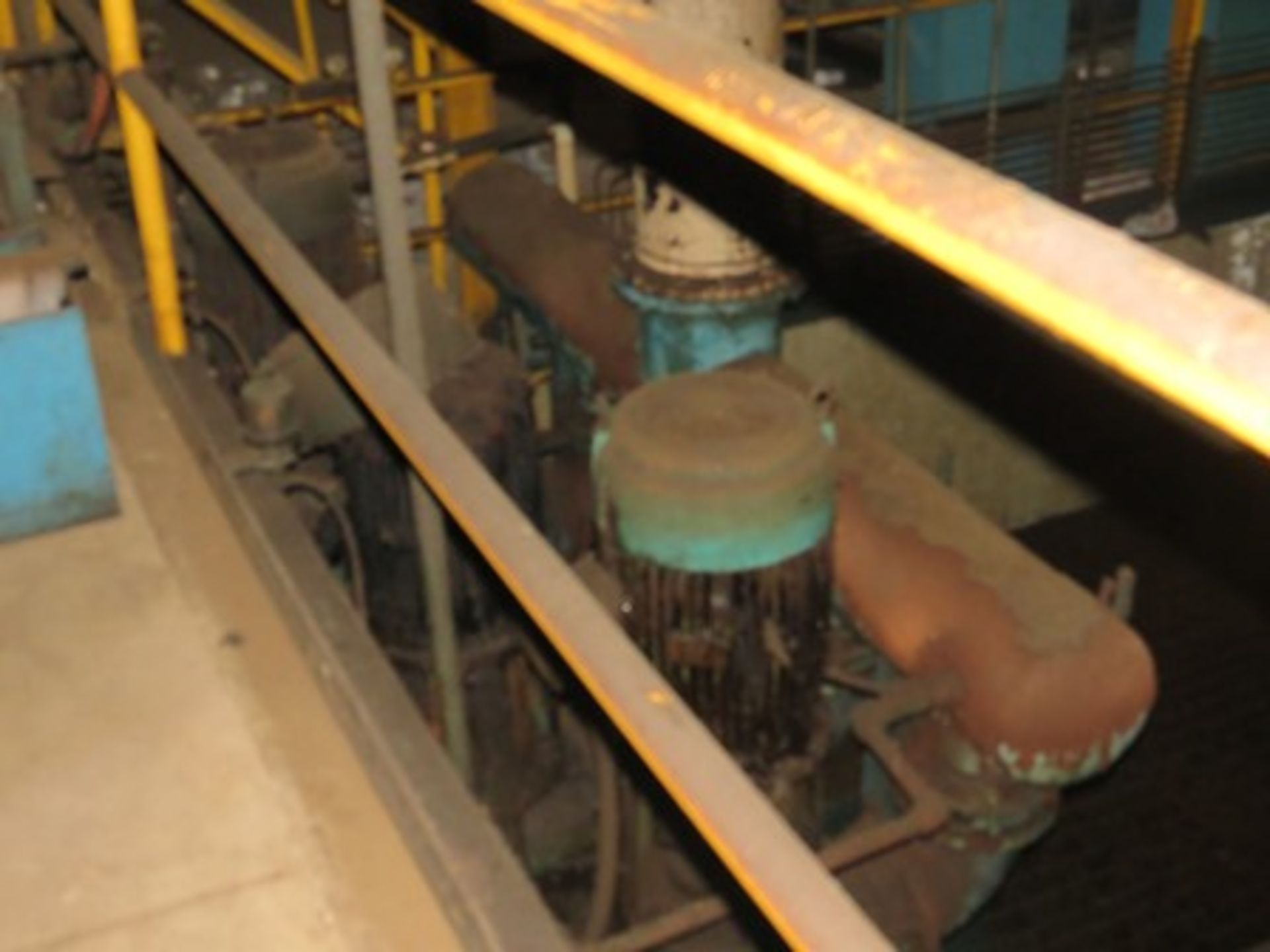 Circulating oil system, (7)hydraulic pumps, (2)10m high conveyor and magnetized roller. - Image 3 of 9