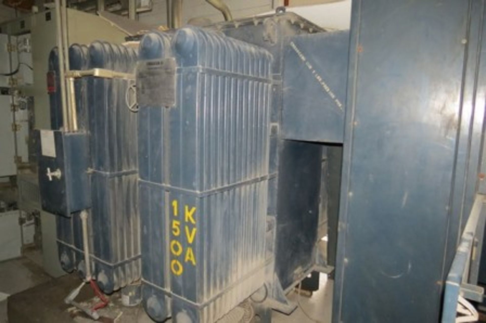 General Electric transformer, 1500KVA, oil cooled. (1)Blade Switch Cabinet - Image 3 of 12