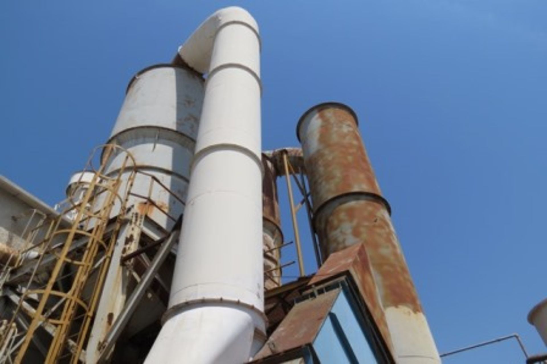 Dust collector, with 2 150 hp centrifugal blowers, filters, ducts, cooling tower - Image 5 of 46