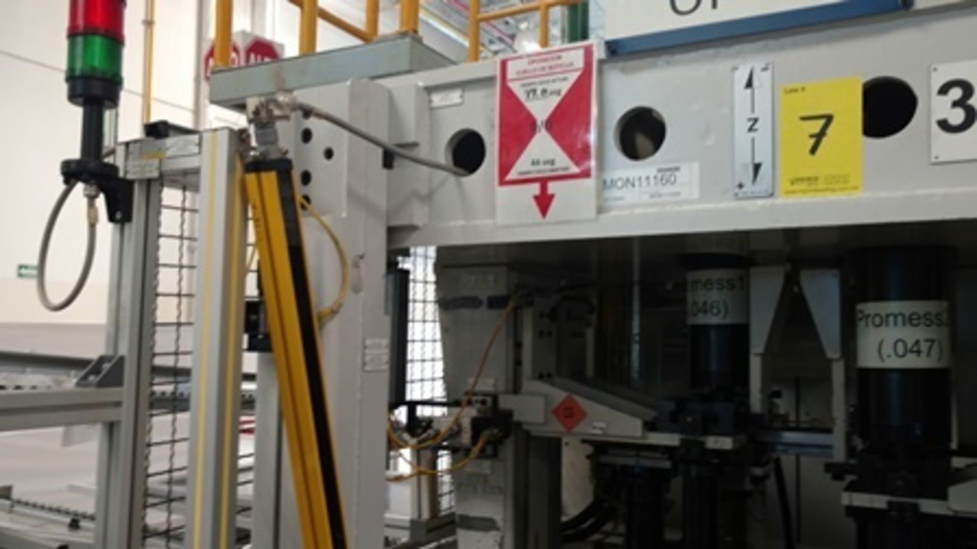 Semi-automatic station [Op 30] for arrows and gears assembly; including (3) roller conveyo… - Image 3 of 11