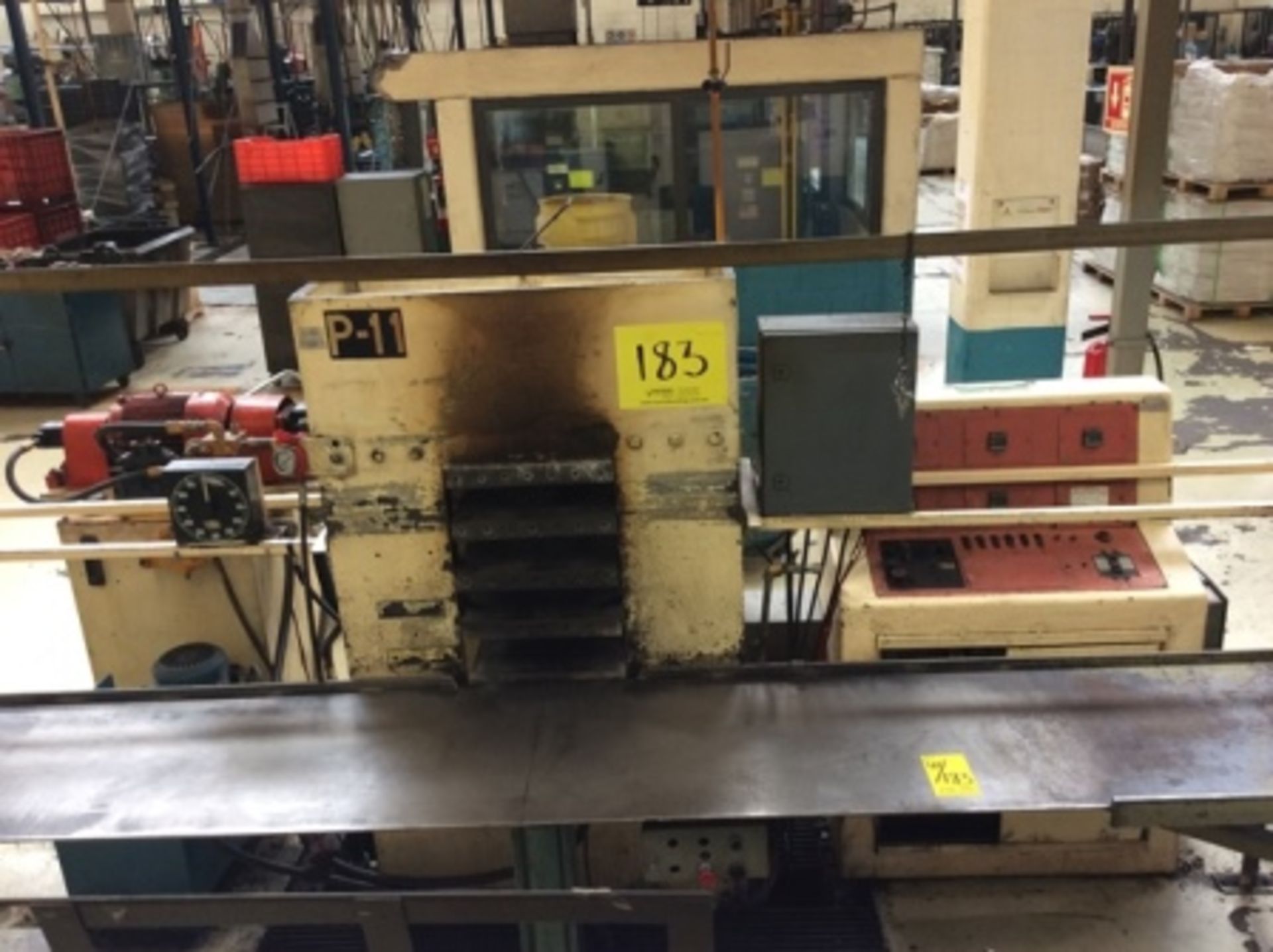 Hydraulic press of 5 levels Waiss Lusac brand capacity of 170 Ton includes heating system by oil … - Image 10 of 10