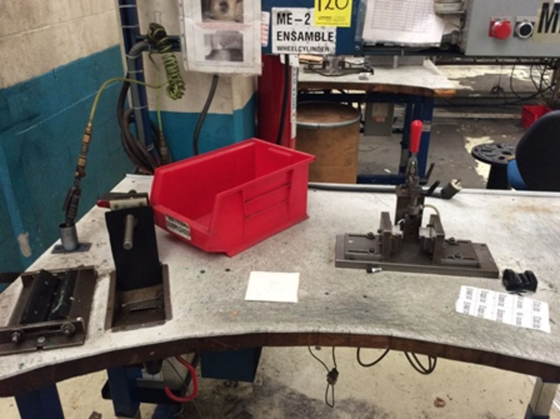 Assembly table with lifting system, clamping devices control board and rocker arm with pneumatic … - Image 5 of 6