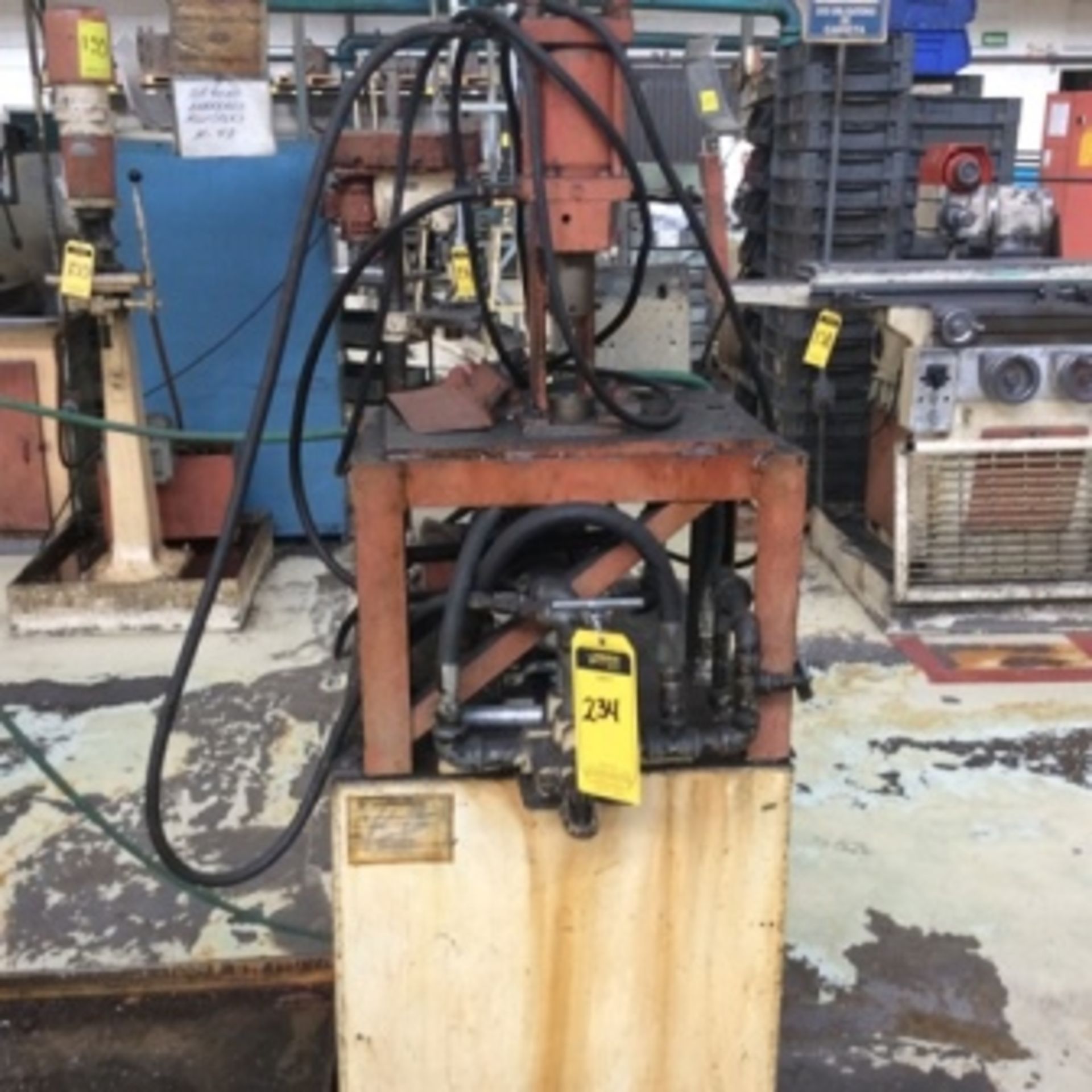 Hydraulic punching machine …