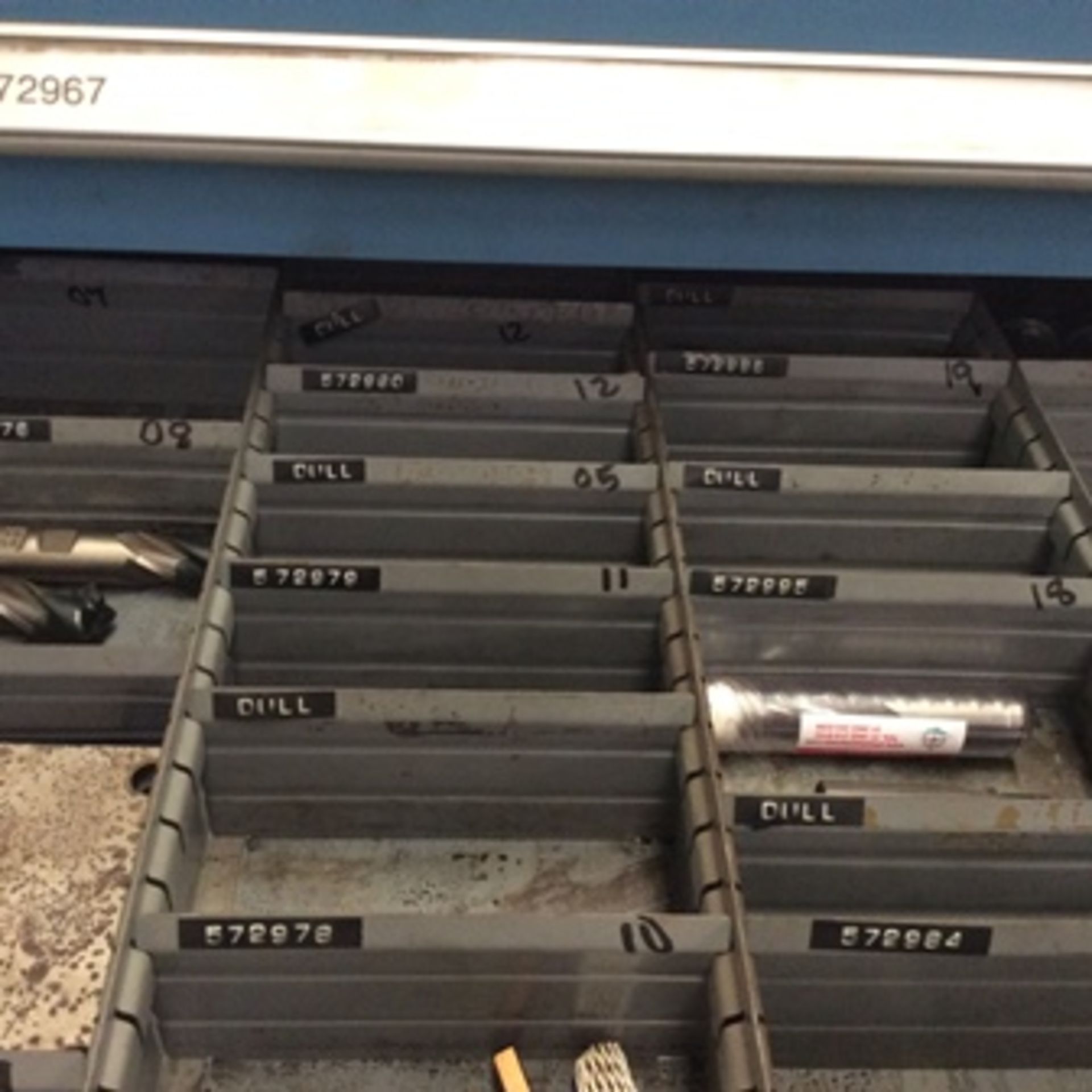 4 tool drawers with 40 drawers in total that contain attachments for CNC operations; taps, shape … - Image 2 of 25