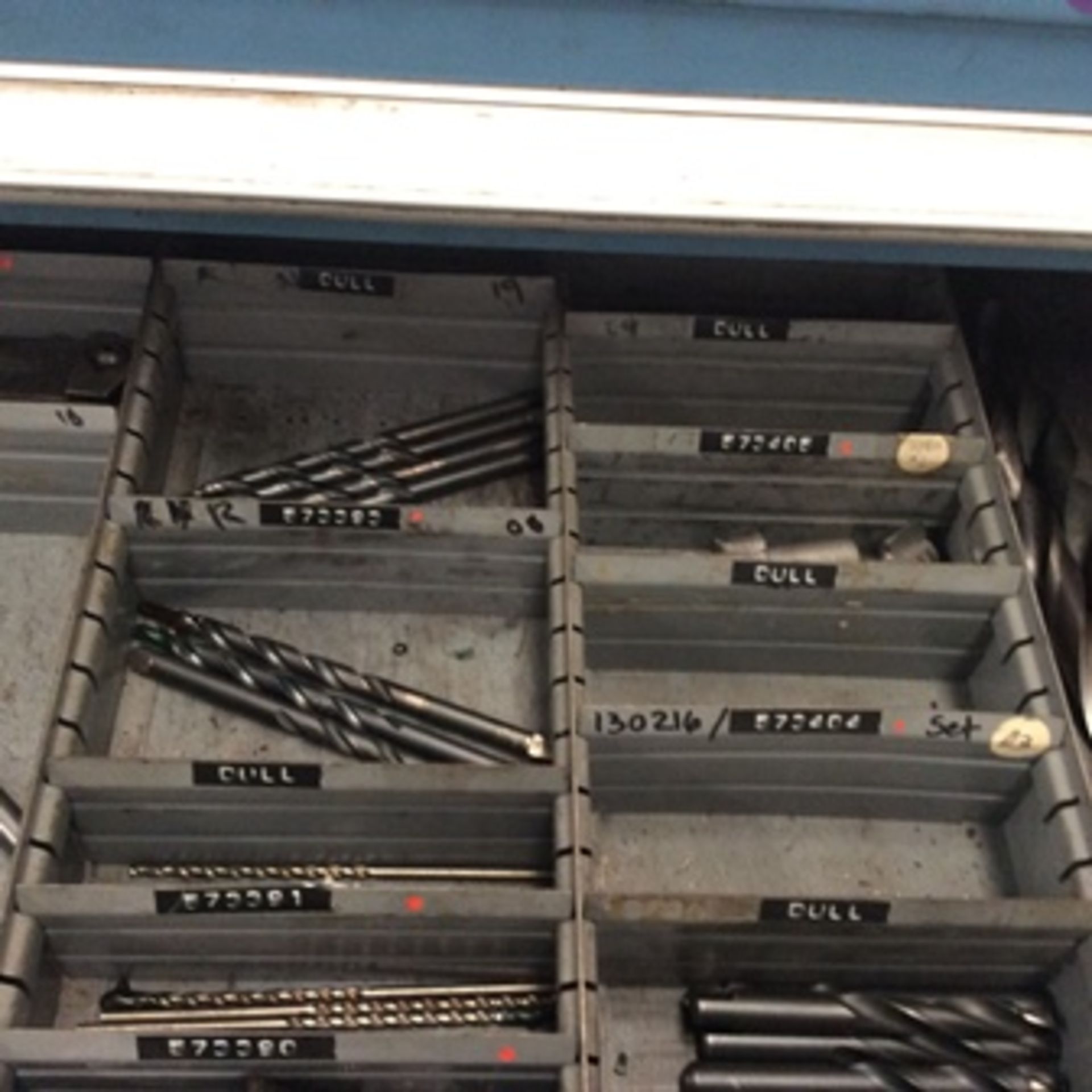 4 tool drawers with 40 drawers in total that contain attachments for CNC operations; taps, shape … - Image 10 of 25