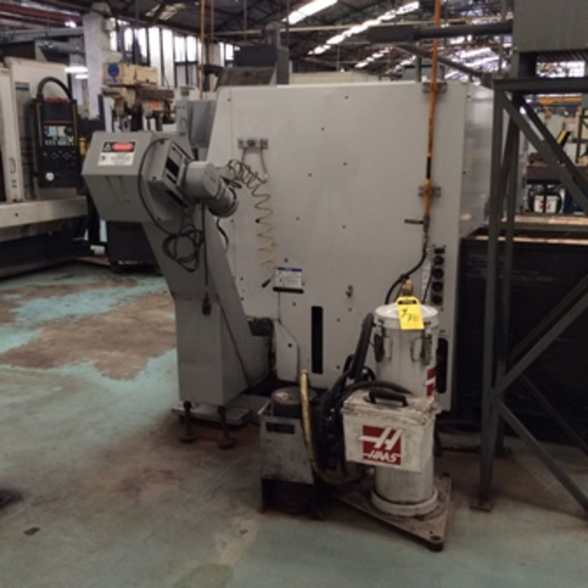 2009 Haas CNC Lathe, model: SL20B series 3084759, MFG: 05/09, voltage 195/260, 30 Hp Big Bore wi … - Image 8 of 9