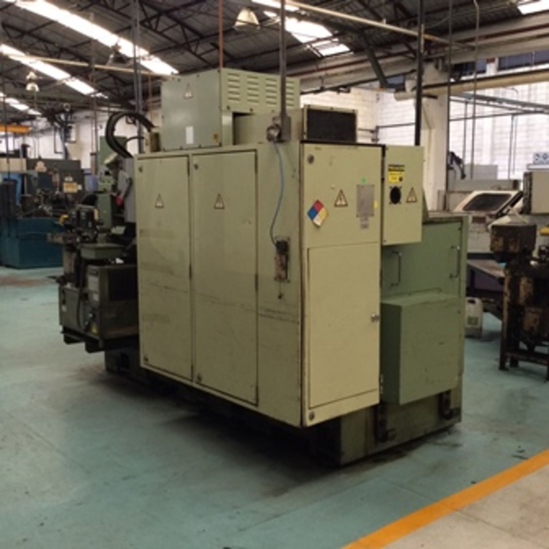 Okuma CNC Lathe, model LC20-2ST 2686 series with two turrets of 8 tool holders each and chip col … - Image 3 of 10