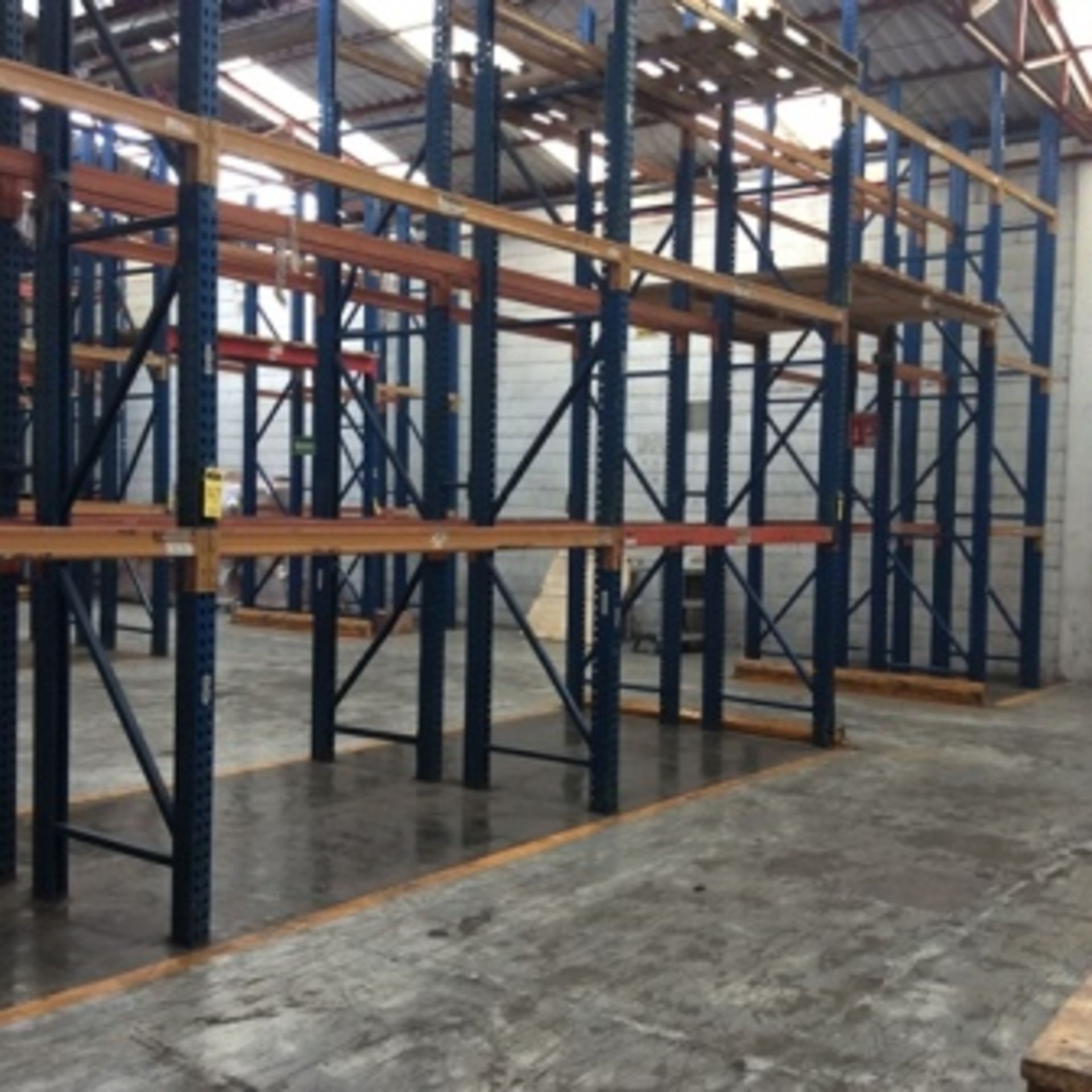Vertical storage rack 8.70 x 0.91 x 4.60 m high consists of 3 levels 2.34 x 0.91 in depth … - Image 3 of 10