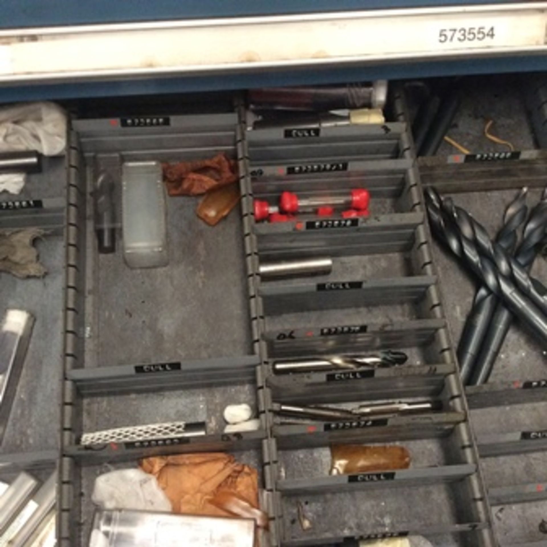 4 tool drawers with 40 drawers in total that contain attachments for CNC operations; taps, shape … - Image 13 of 25