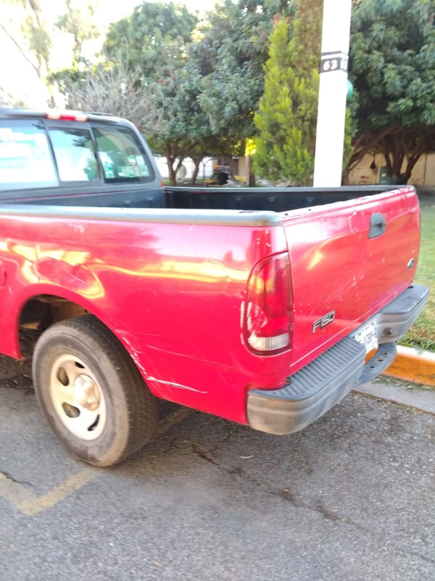 Ford Lobo, modelo 2003, 77,781 KM (rojo) - Image 3 of 7