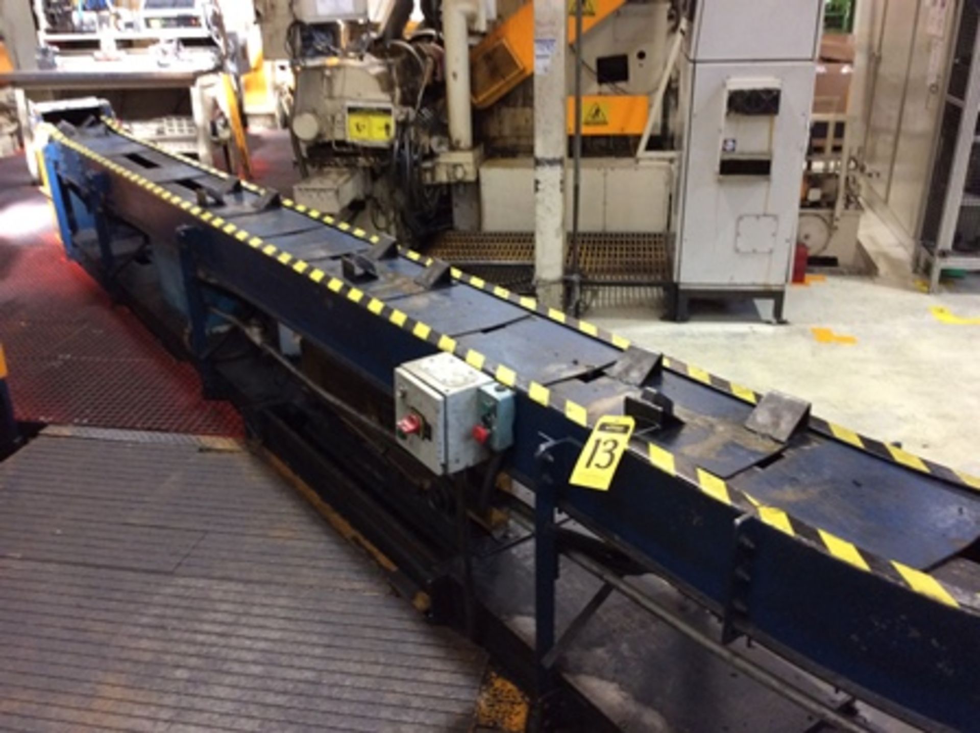 Conveyor de tableta en 3 secciones; (1) 7.30 m x .30 m x 1.10 m, (2) 9.30 x .30 x 1.10 m y (3) 11 m - Image 15 of 15