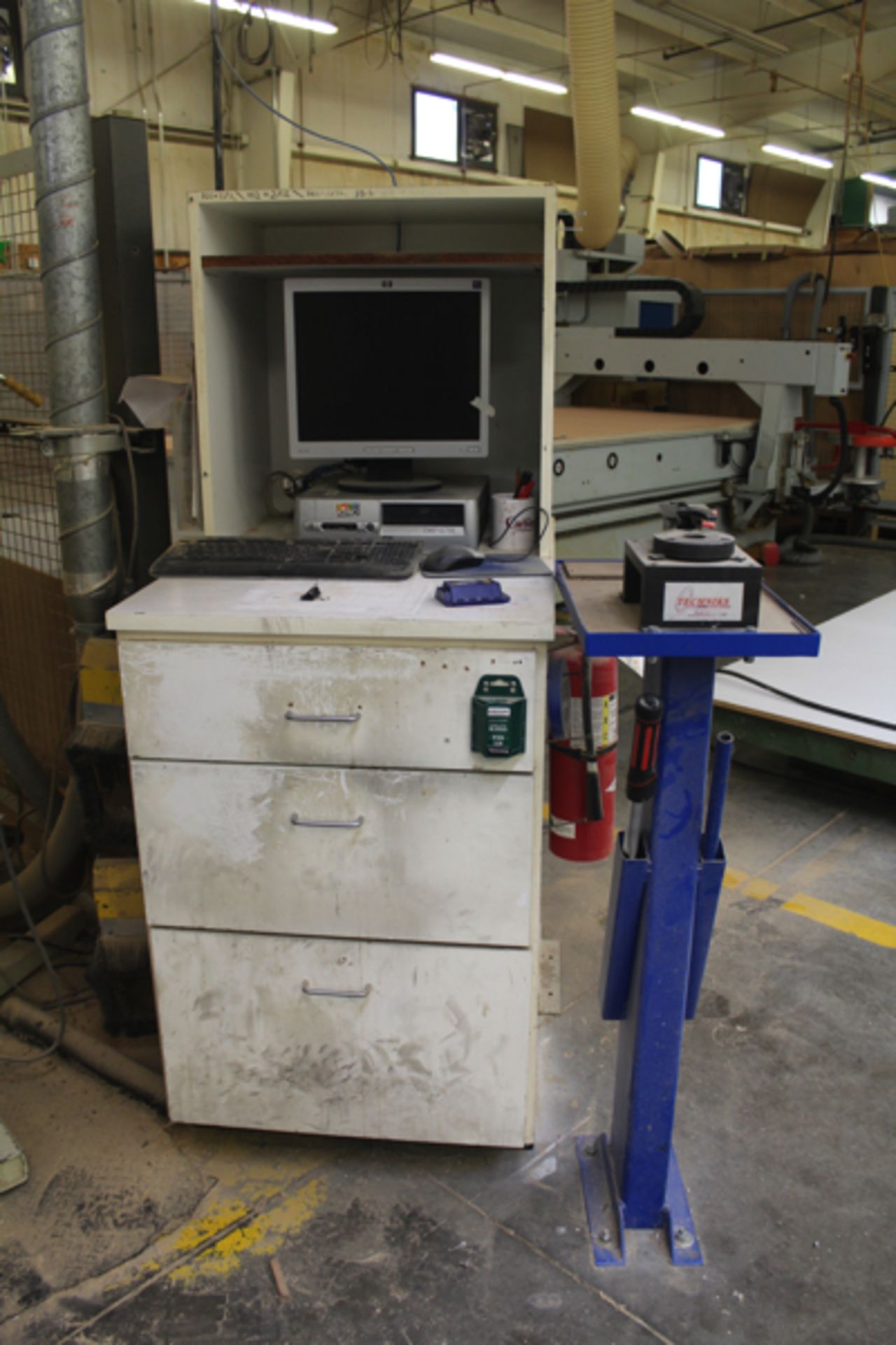 Komo CNC Router Machine, M# VR512, S/N 1711096, W/ Tooling | Rigging Price: $3200 - Image 3 of 13