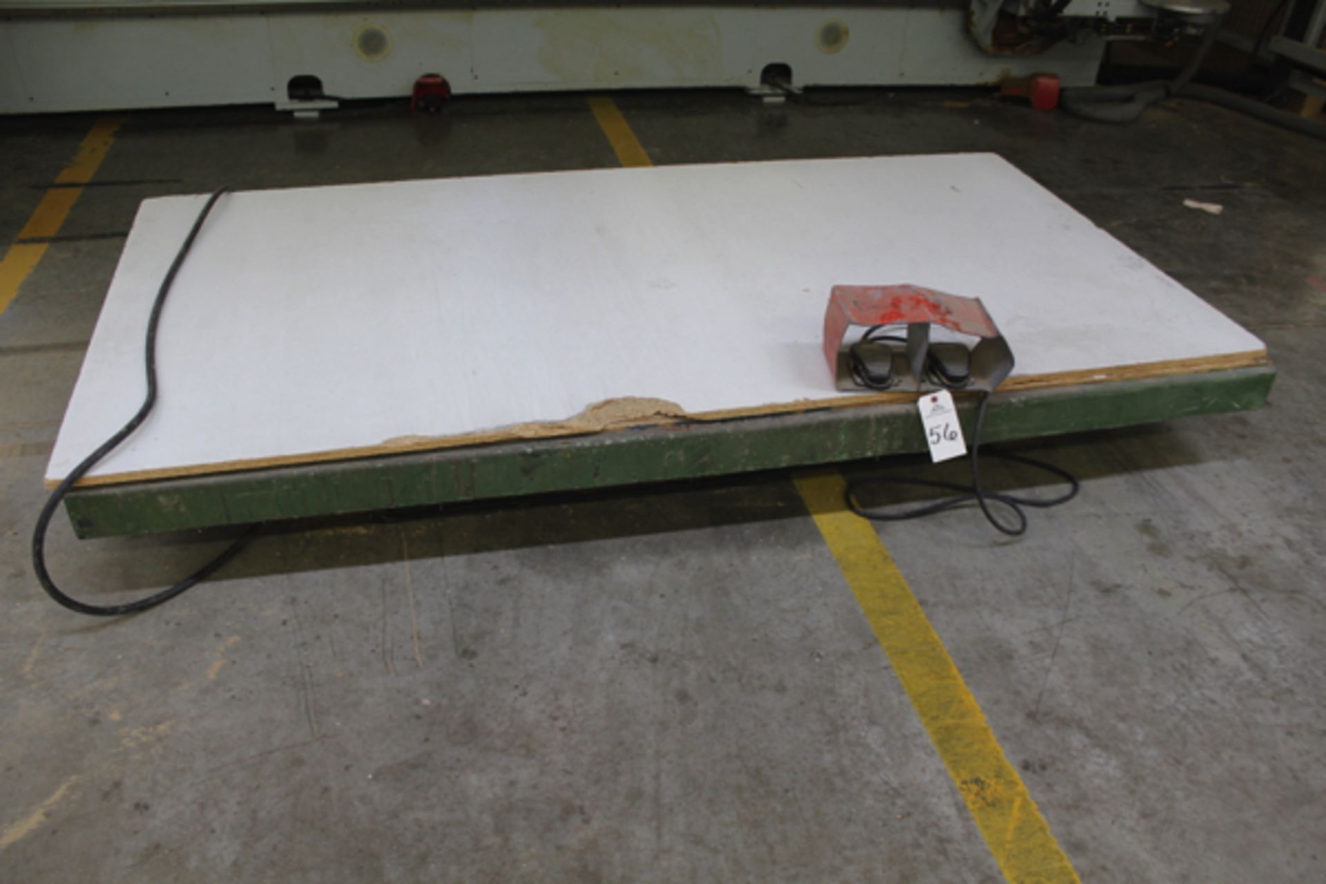 4' X 8' Hydraulic Lift Table | Rigging Price: $150