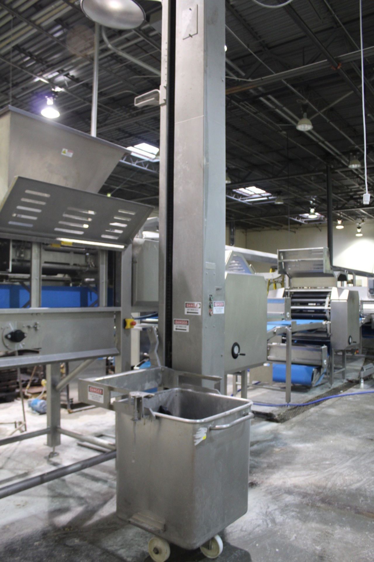 2014 Tromp 800mm Sheeted Bread Line, Chunker Through Tray Feeding| Rigging and Loading Fee: $7500 - Image 3 of 22