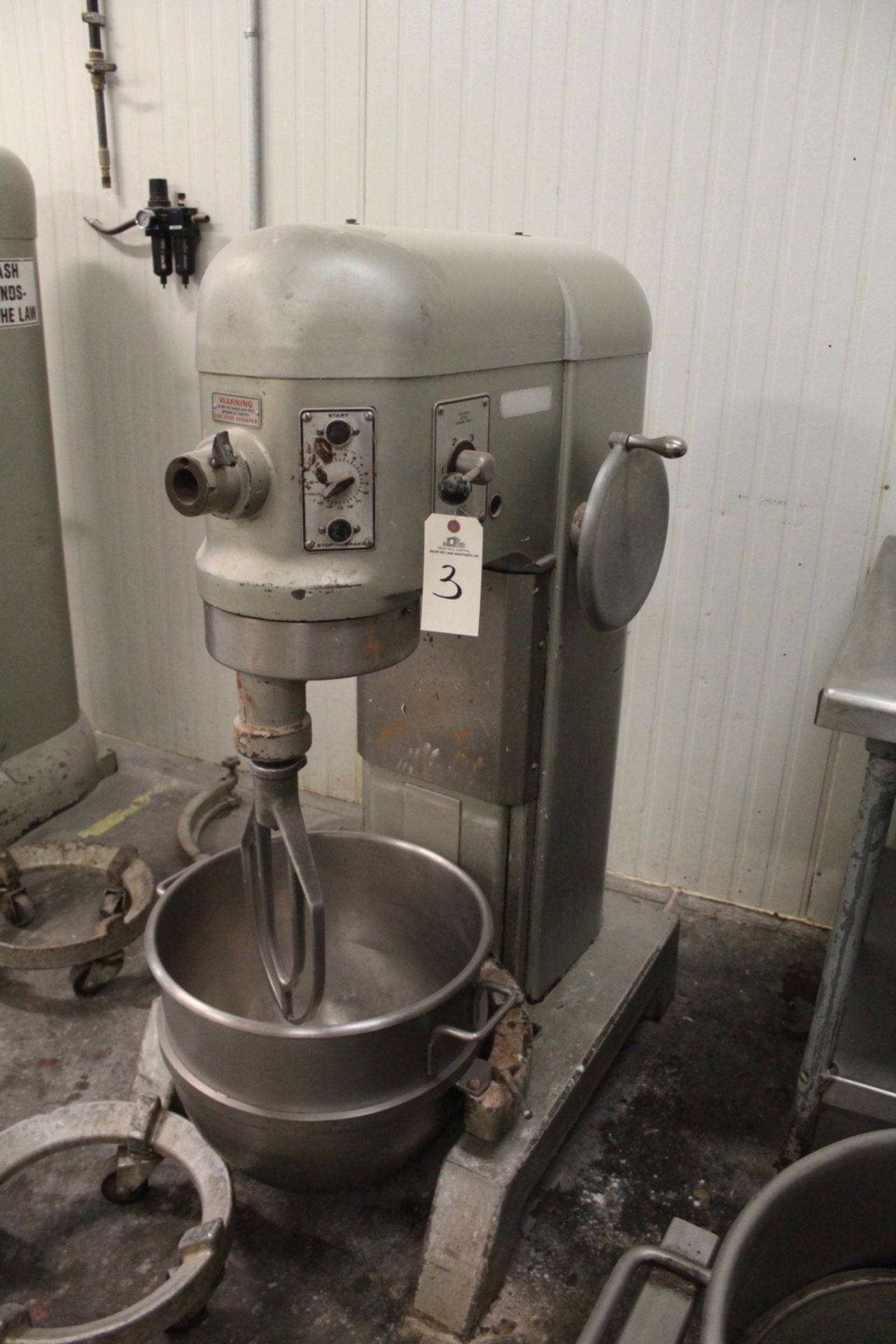 Hobart 60 Quart Planetary Mixer, M# H600T, S/N 11-253-874 | Rigging and Loading Fee: $150