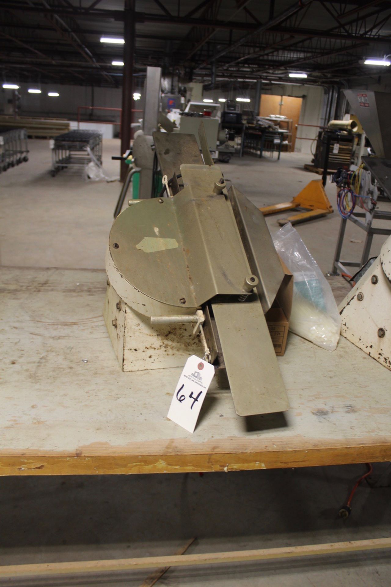 Moline Bun Slicer | Rigging and Loading Fee: $10