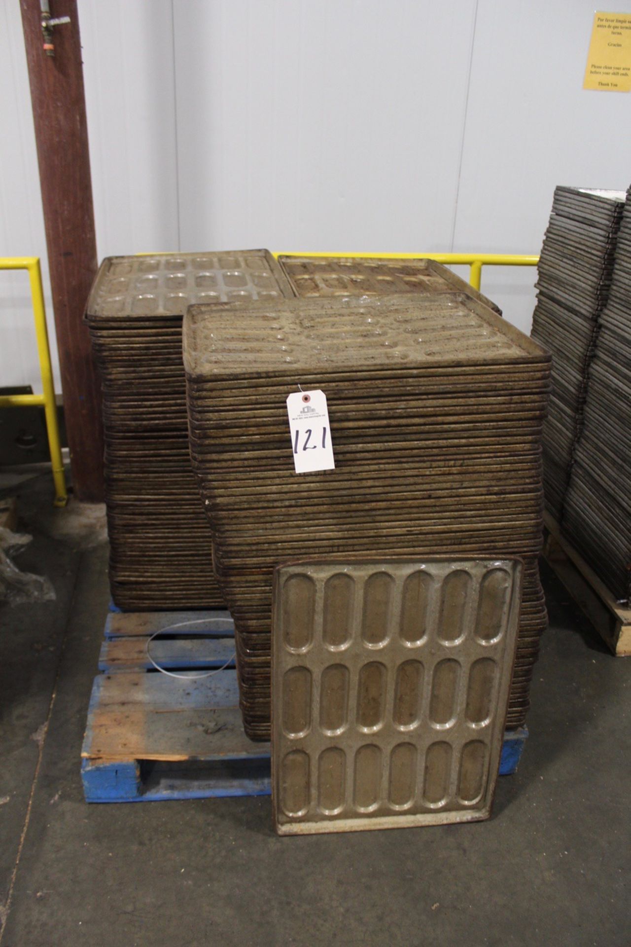 Lot of Baking Pans, (154) 18 ct. 6.5" X 2" | Rigging and Loading Fee: Hand Carry Or Contact Rig