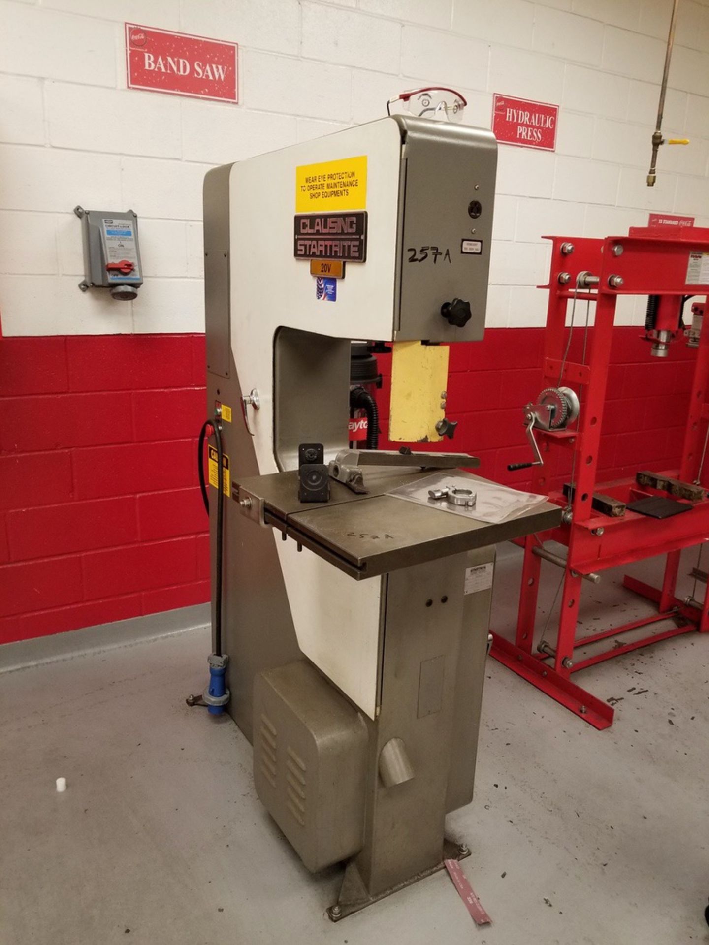 Clausing Startrite Model 20V Vertical Bandsaw