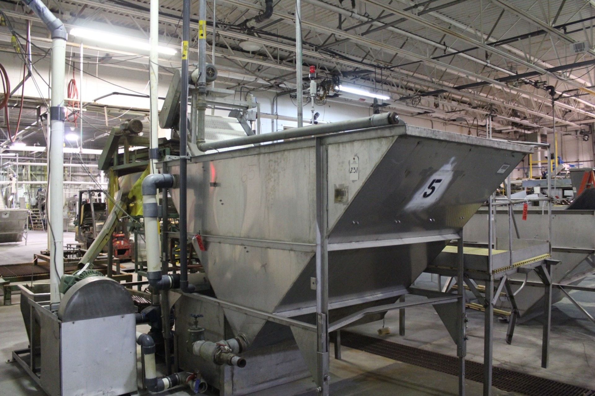 Cherry Bulk Receiving/Wash Hopper, W/ 30" Elevator Conveyor | Rigging: $325