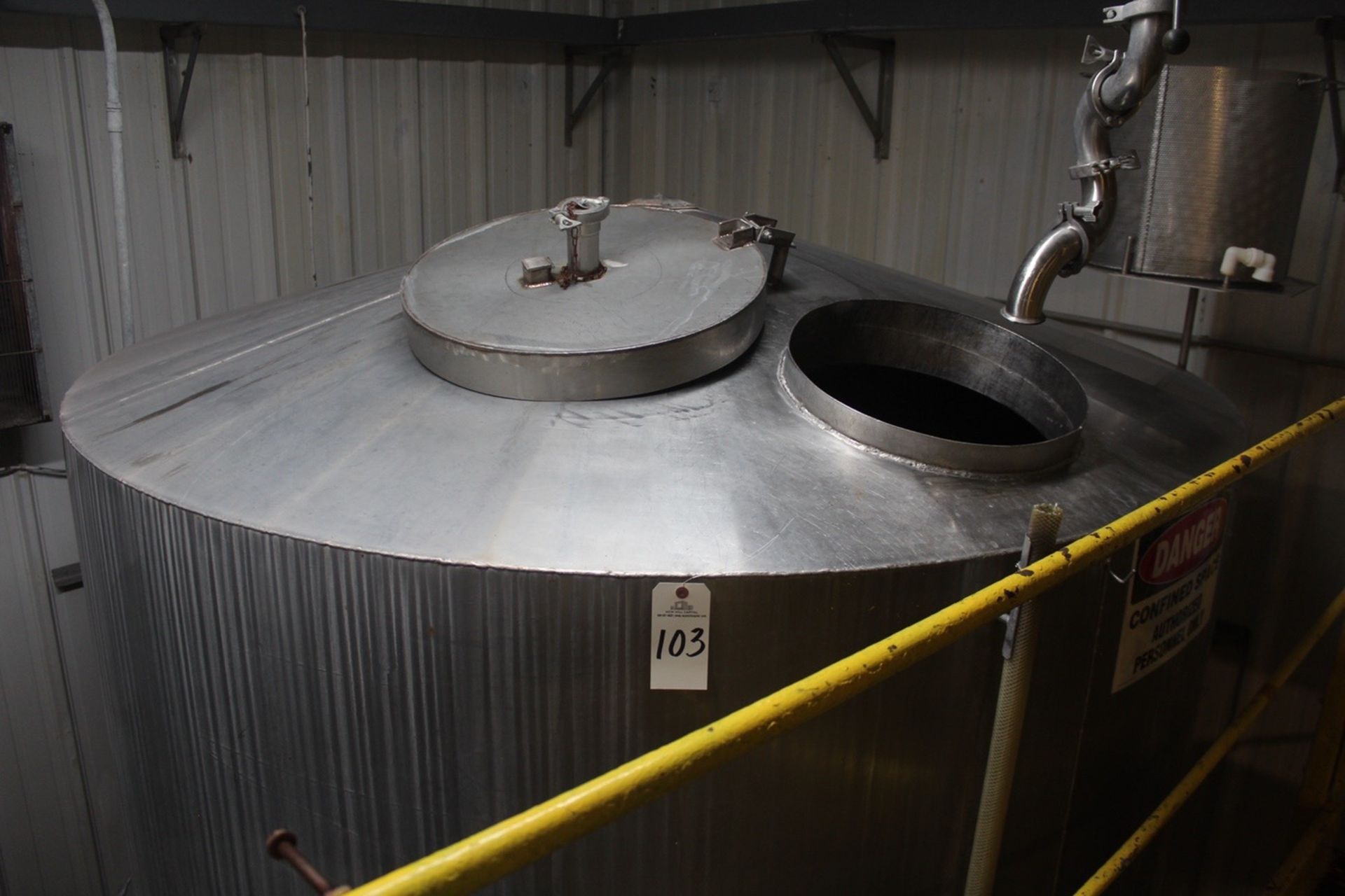 Stainless Steel Bottom Agitated Vertical Storage Tank, 92" X 96" | Rigging: Contact Rigger - Image 2 of 3