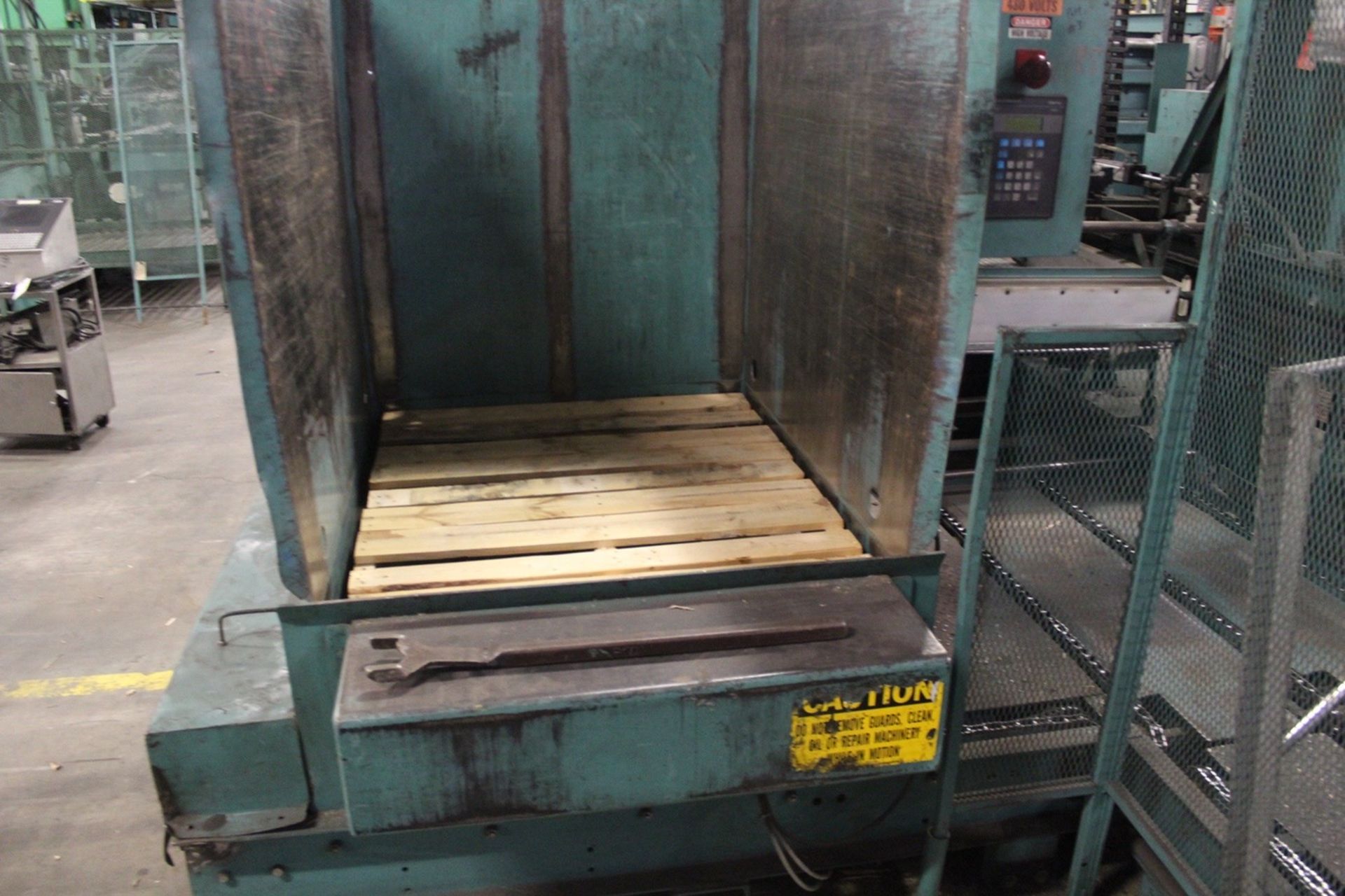 Whallon Machinery Automatic Pallet Stacker, 42" X 48" Pallets | Rigging: $2100 - Image 3 of 8