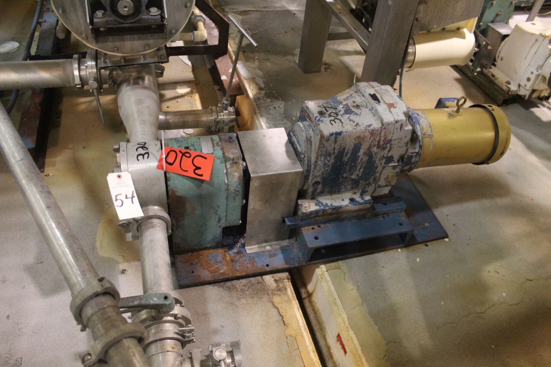 Triclover Positive Displacement Pump, 5 HP | Rigging: $75