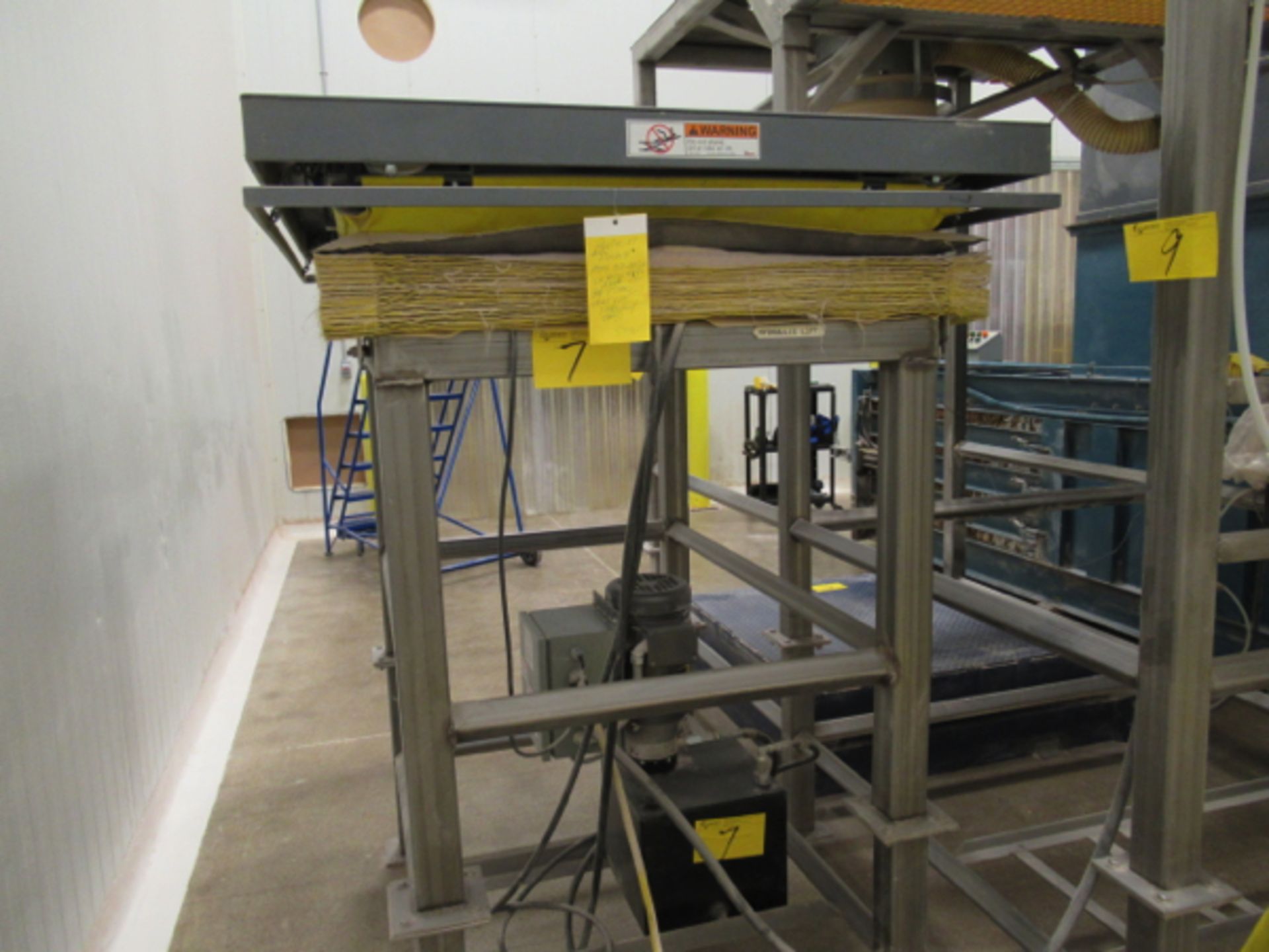 PENTALIFT MOD# 2710254, 2,500# HYDRAULIC VERTICAL LIFT TABLE W/STAINLE | RIGGING/LOADING FEE: $100 - Image 2 of 4