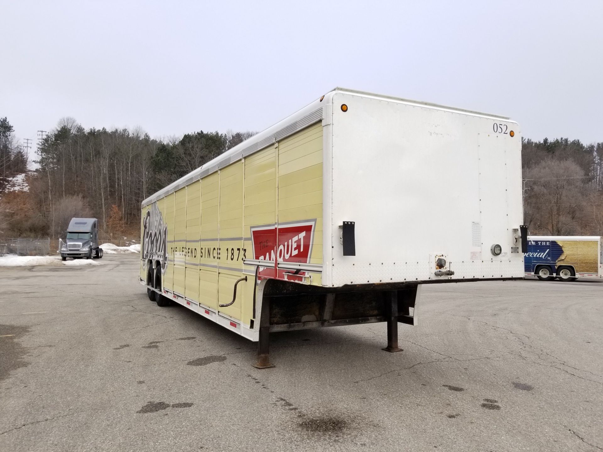 1994 Centaur Tandem Axle 20-Bay Beverage Delivery Trailer, VIN# 1C91ARR25RC002052 - Image 2 of 20