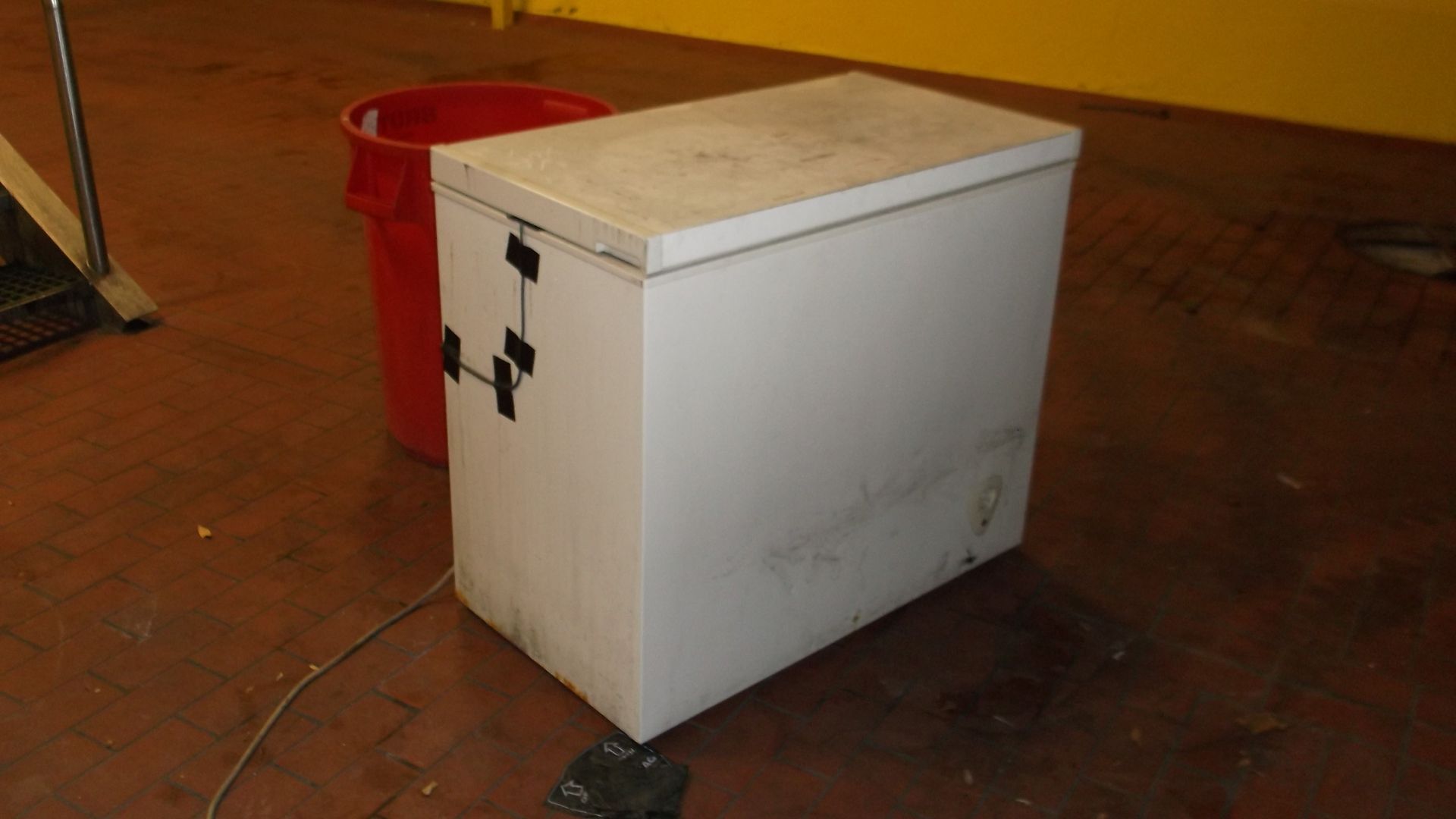 Chest freezer 21inW x 36inD x 32inH | Rigging/Loading Fee: $50