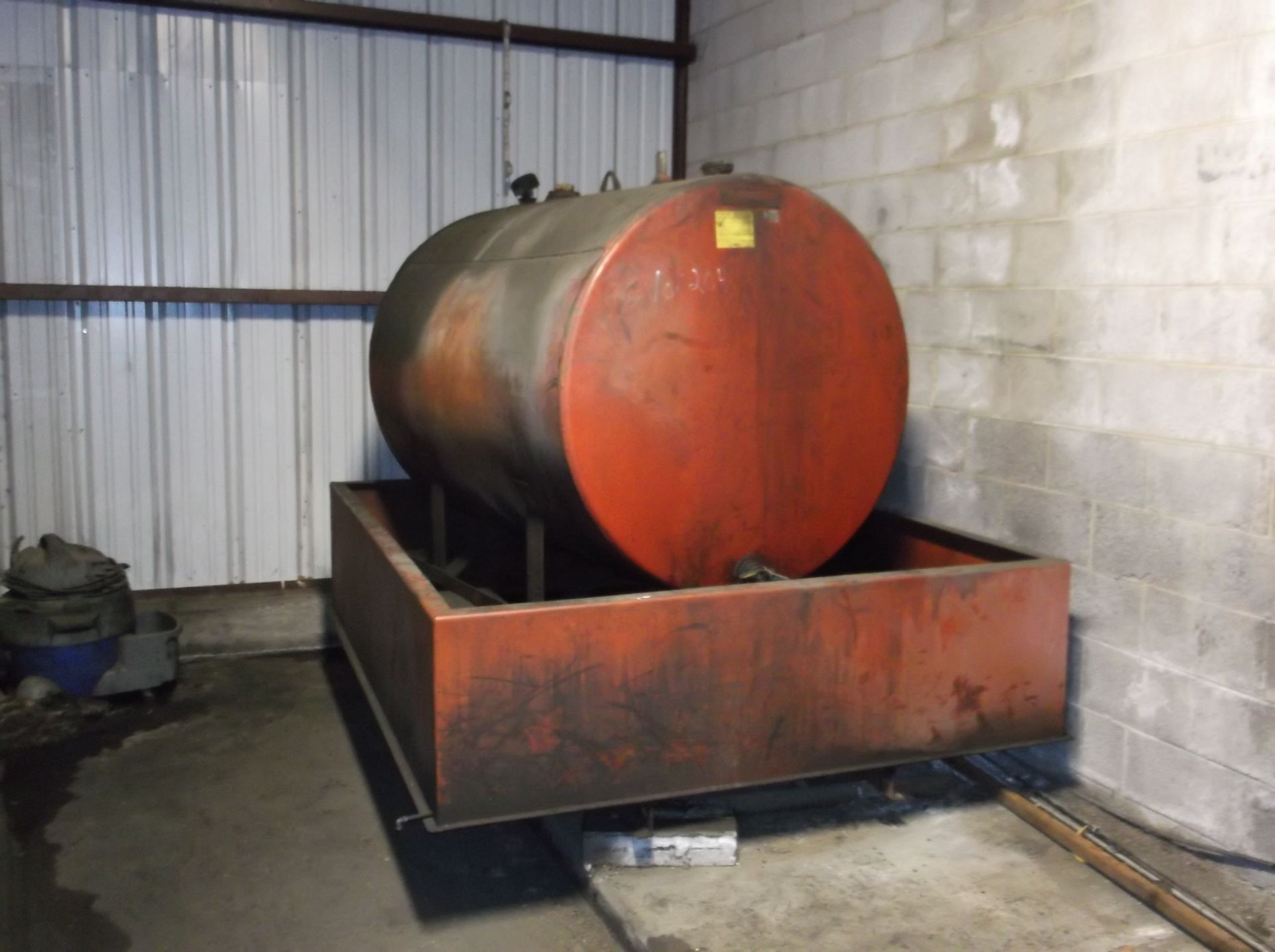 Waste oil tank with containment. Approximately 500 gallons. UL li | Rigging/Loading Fee: $500