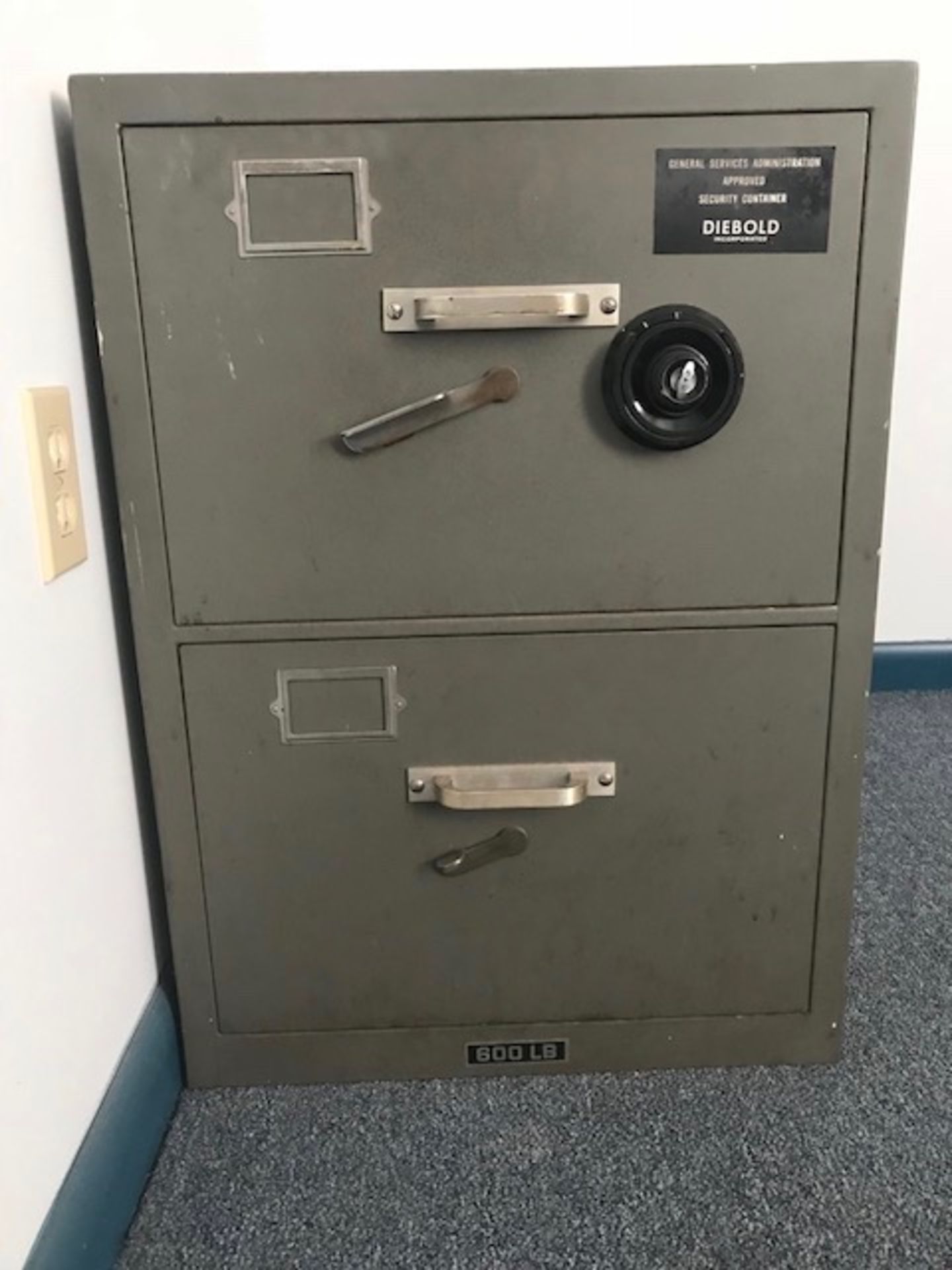 Diebold Safe | Rigging/Loading Fee: $200