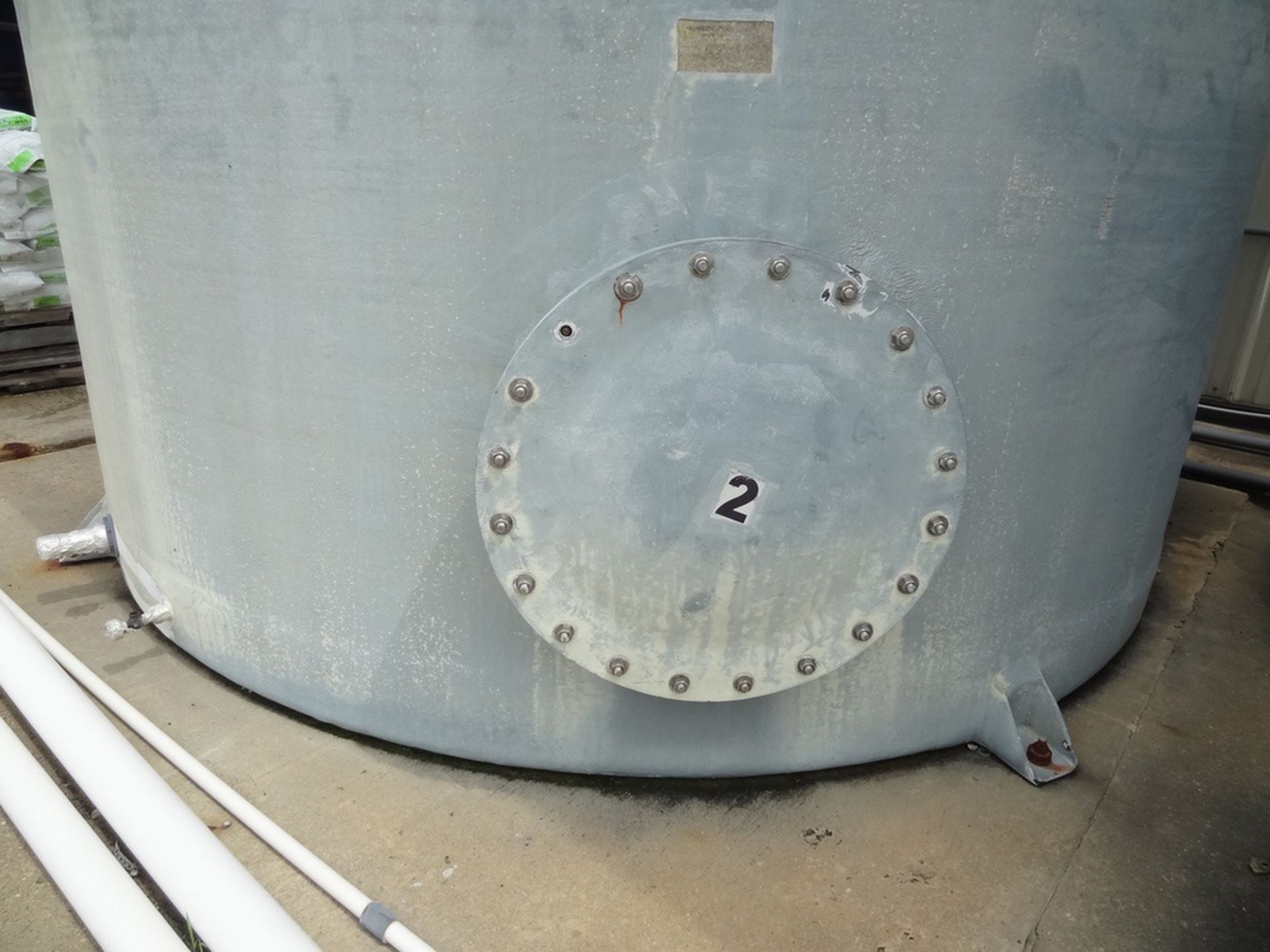 (2) 20,000 Gallon Fiberglass Holding Tanks, 12’-6” diameter x 26’ tall | Rigging Fee: $4000 - Image 3 of 5