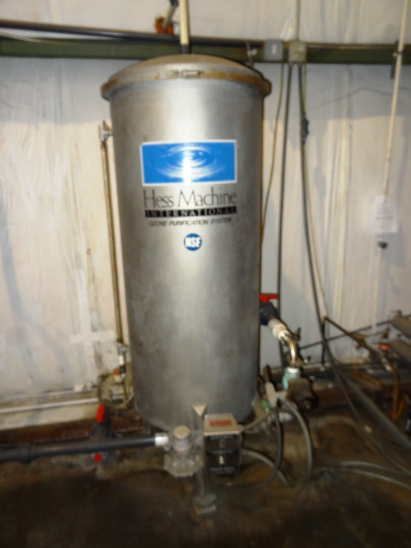 Hess Model T-100 100 Gallon Ozone Contact Tank | Rigging Fee: $200