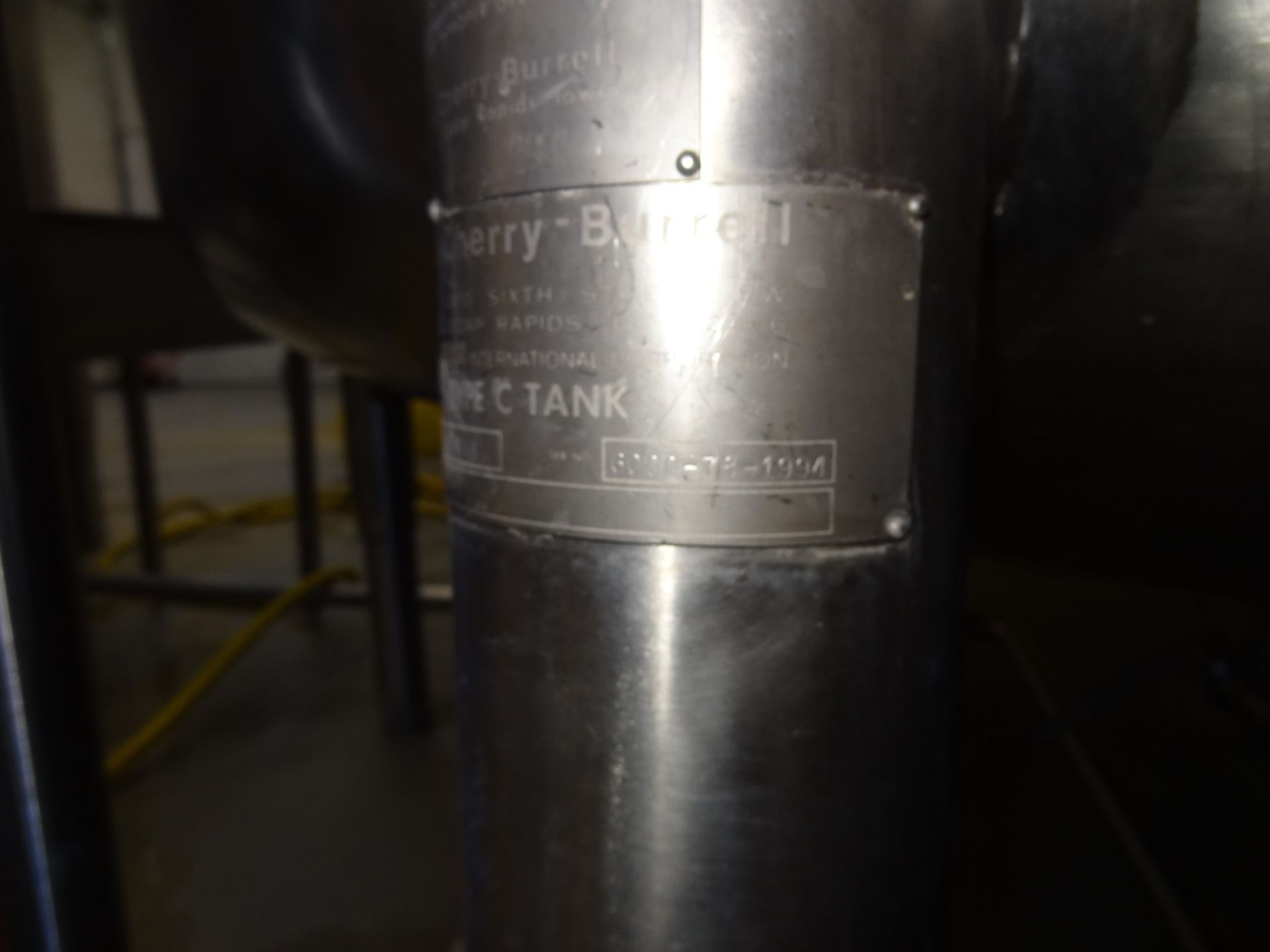 6,000 Gallon Cherry Burrell Vertical Side Agitated Mixing Tank, 9'-6" Dia X 11' | Rigging Fee: $1750 - Image 6 of 6