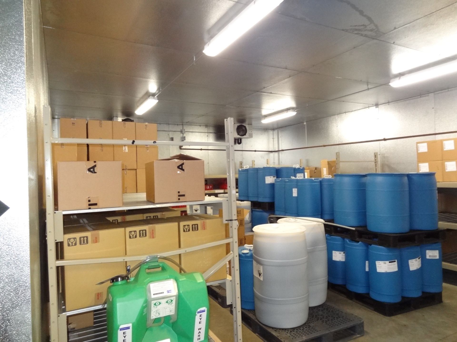 Crown Tonka Cold Storage Room, Flammable Section, 20Ft X 50Ft, Main Ro | Rigging Fee: Contact Rigger - Image 2 of 7