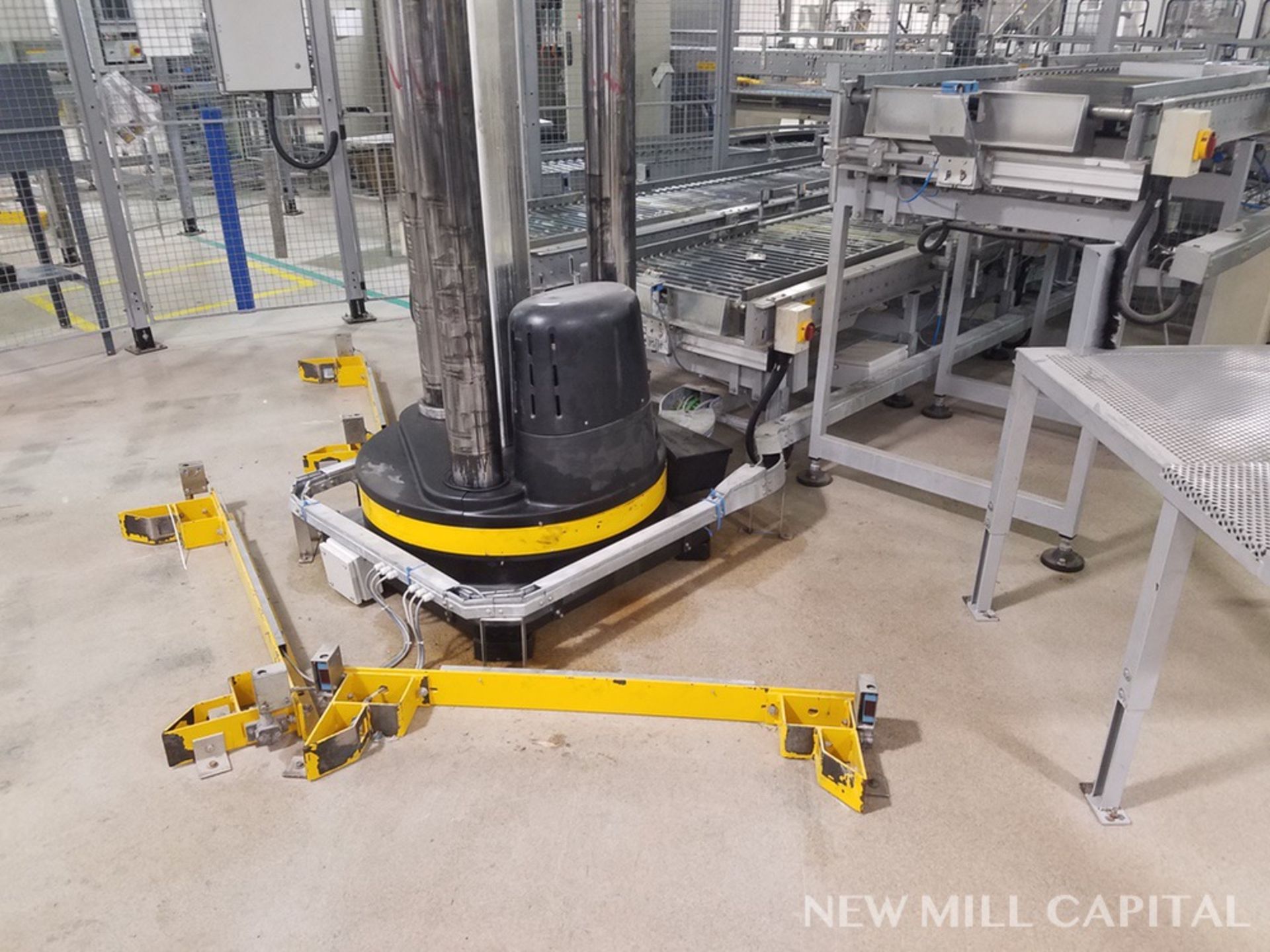 Skilled 504 Palletizing Robot | Contact Rigger for Pricing - Image 9 of 13