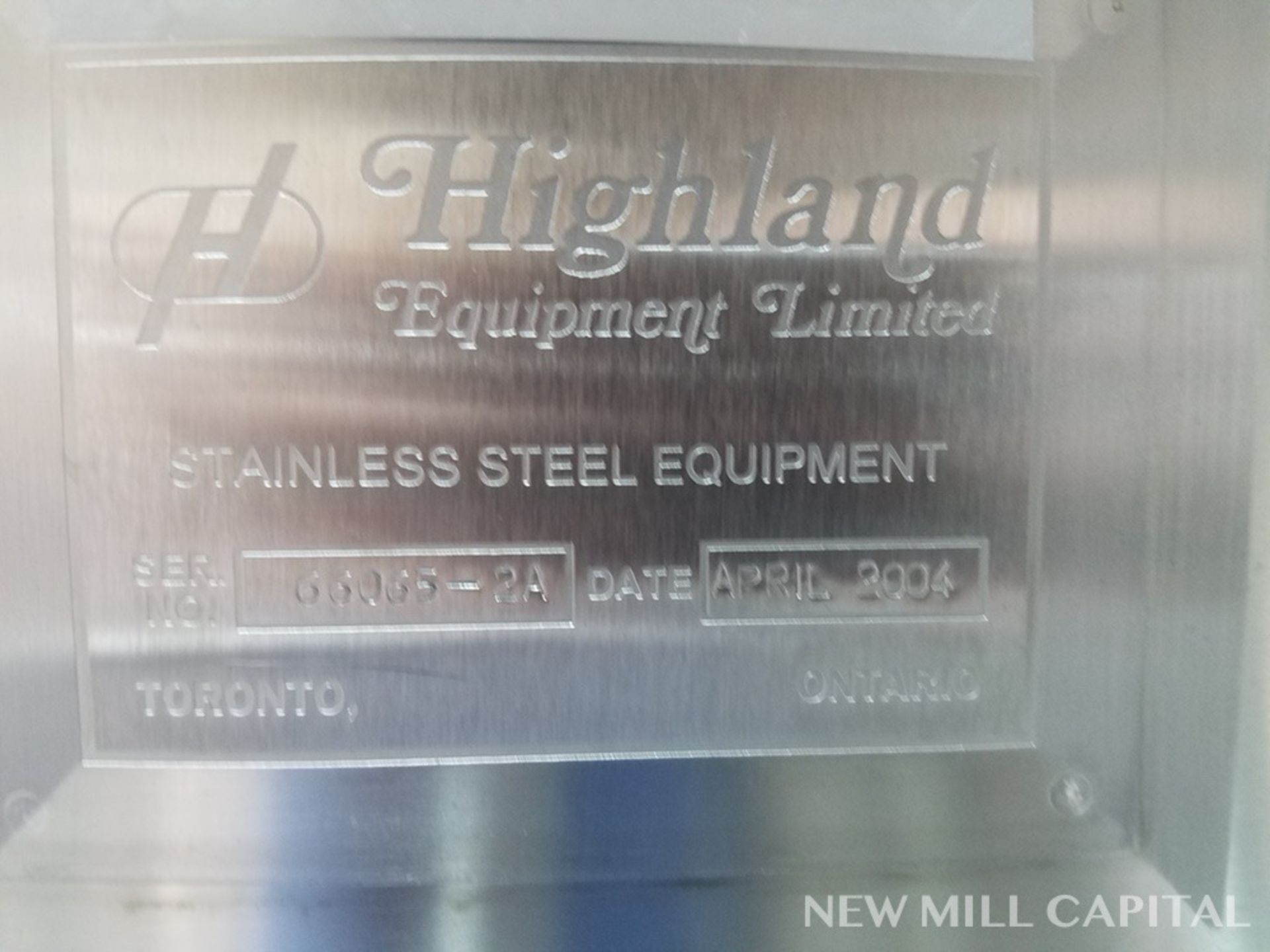 2004 Highland 1,000 Gallon Stainless Steel Mixing Tank, S/N 66065-2A, Agitator, | Rigging Fee: $500 - Image 2 of 5