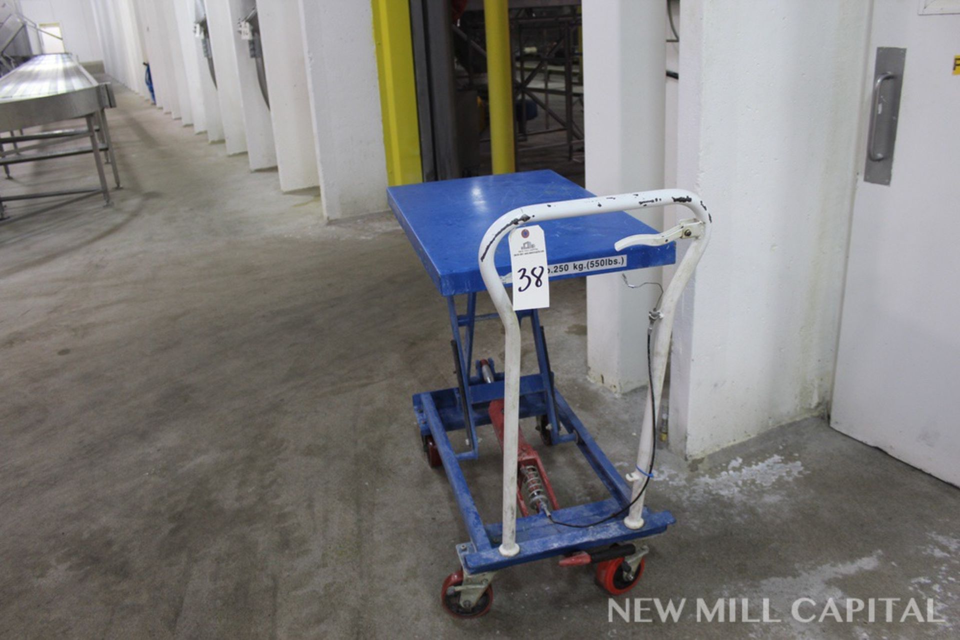 550 lb. Hydraulic Lift Cart | No Charge For Rigging