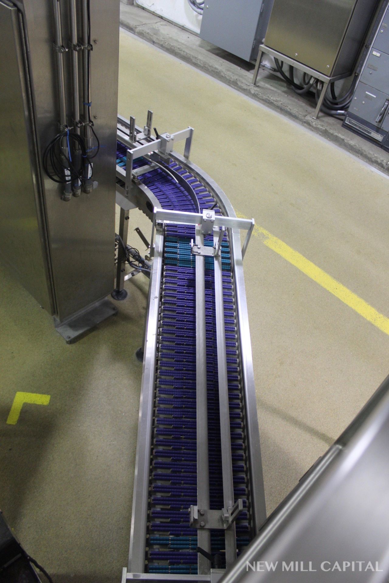 12" x 21' Power Roller Belt Conveyor | Rigging Fee: $150 - Image 2 of 3