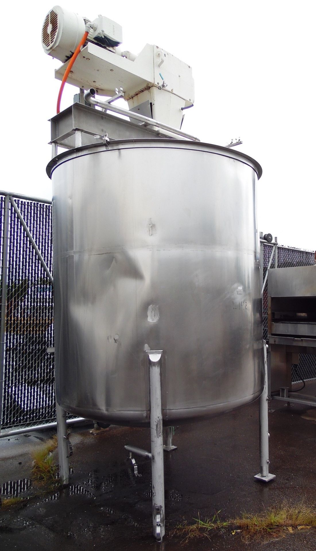 1600 Gallon 316 Stainless Steel Tank, Dome Top, Dish Bottom, Approx: 80" Str | No Charge for Loading - Image 2 of 4