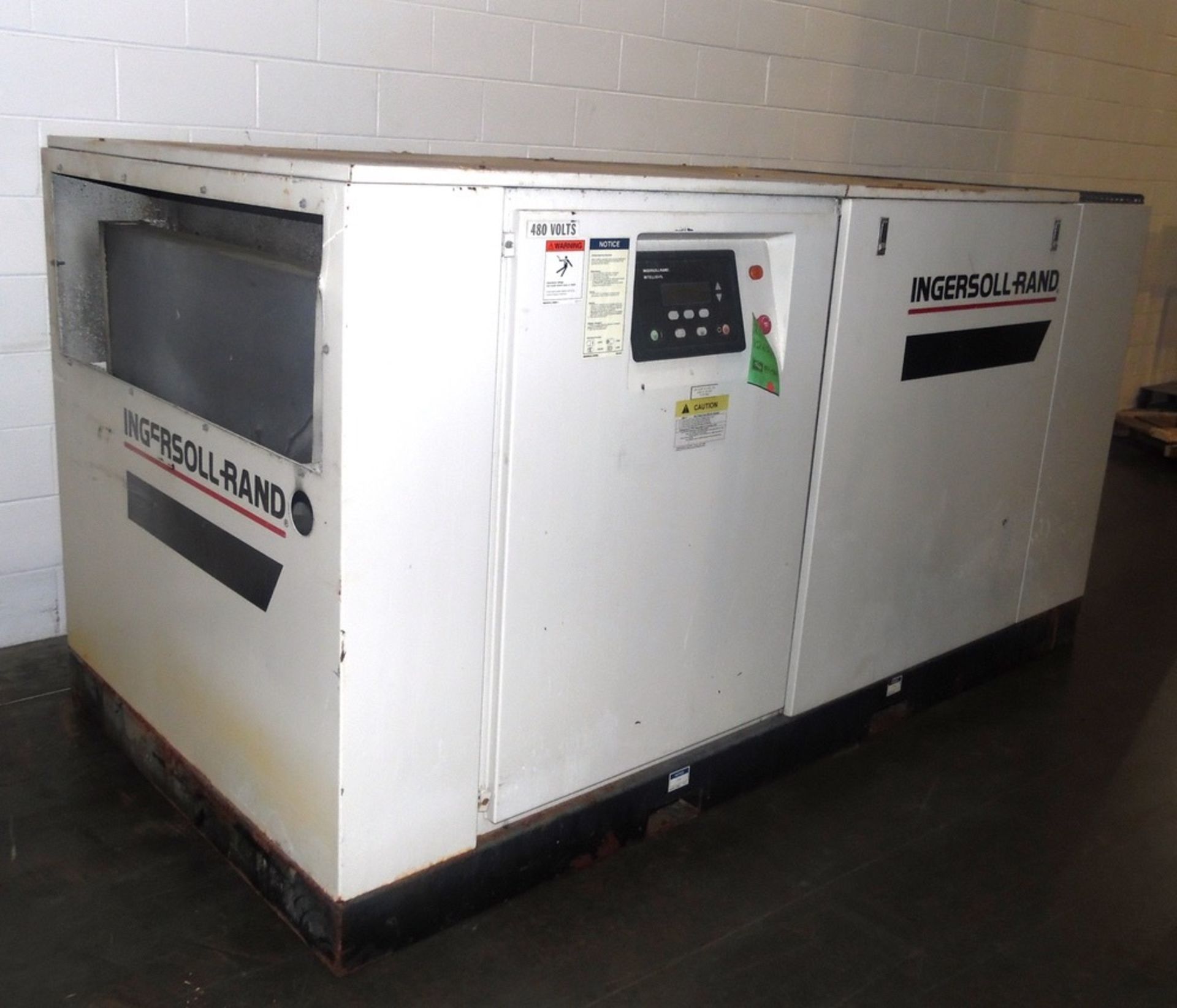 Ingersoll Rand SSR-EP75 Rotary Screw Air Compressor, Capacity: 320 Cfm, Rate | No Charge for Loading