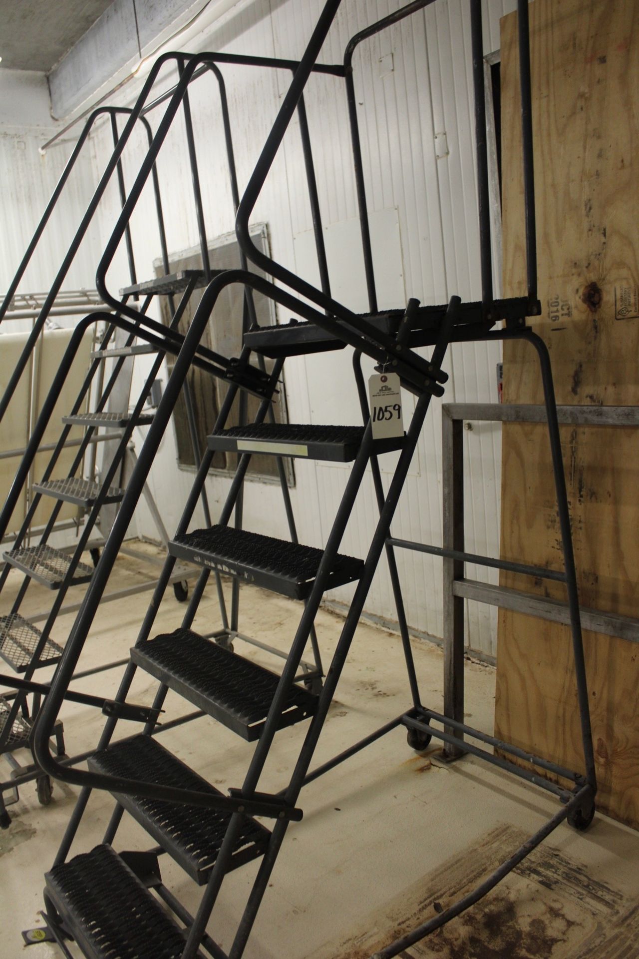 6' Warehouse Ladder | Rigging Fee: Hand Carry