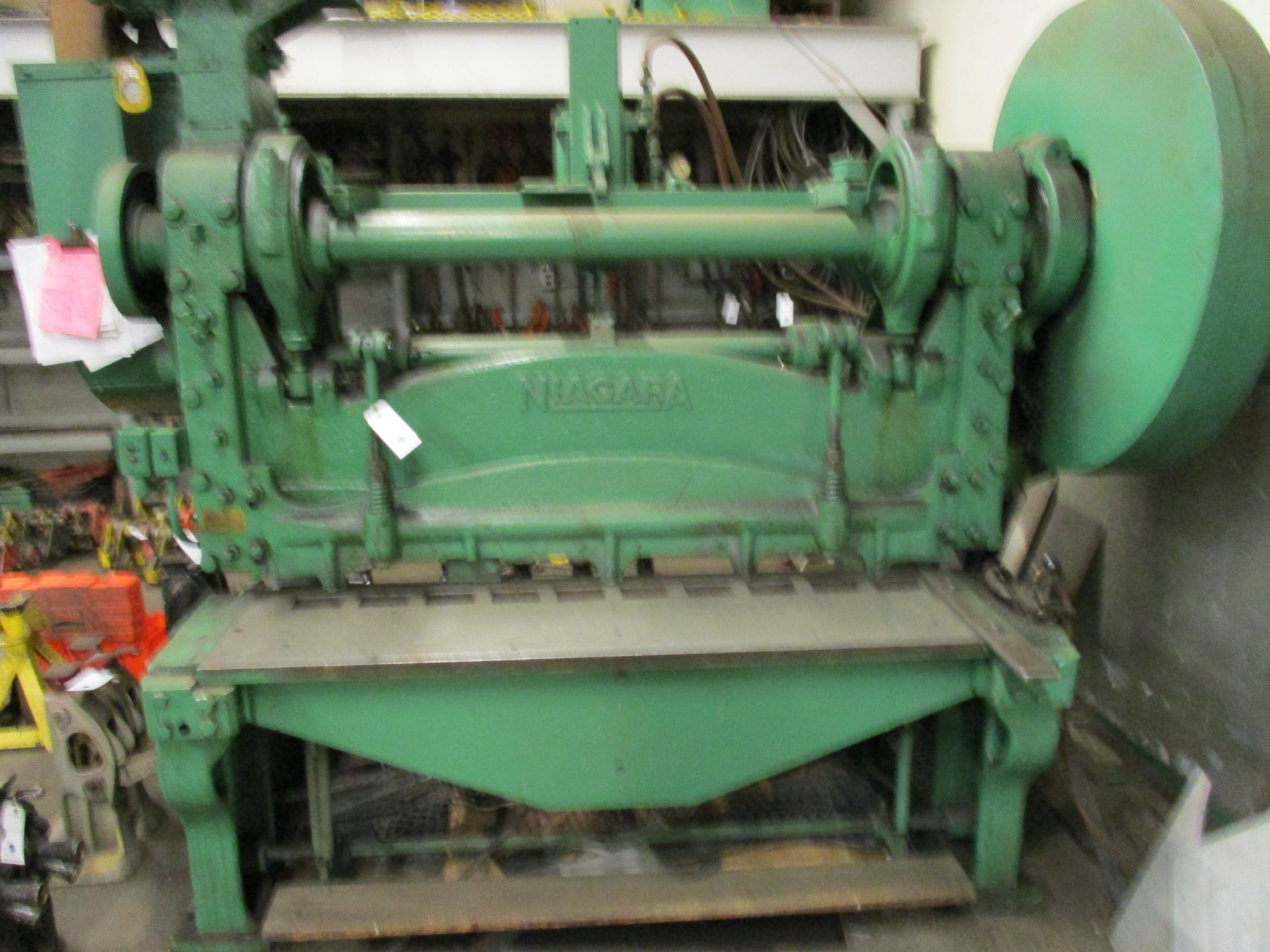 5' Niagra Shear (Cat#: 5E) Factory Number 28274, Cut Capacity 1/4"