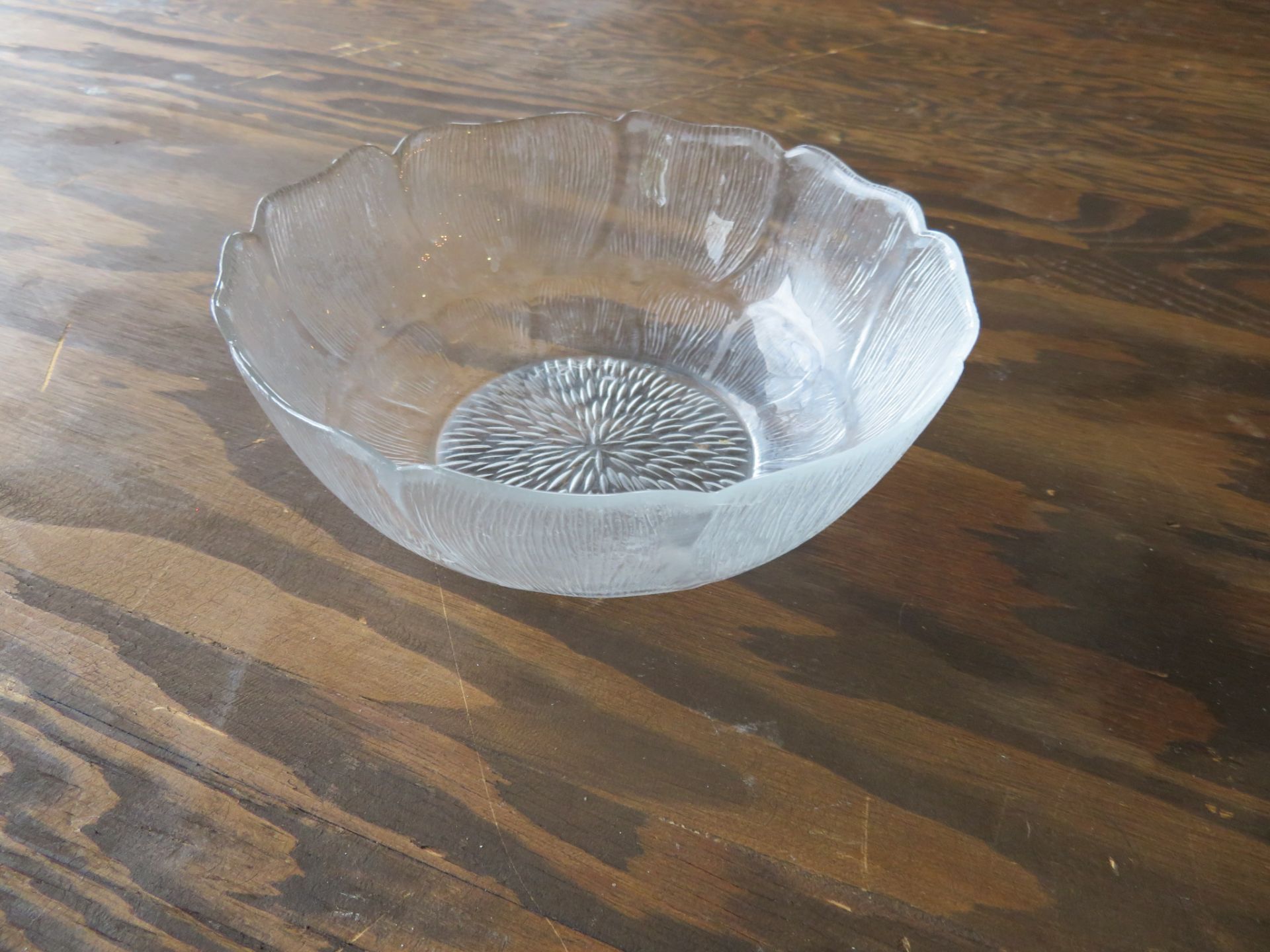 (38) Glass Bowls