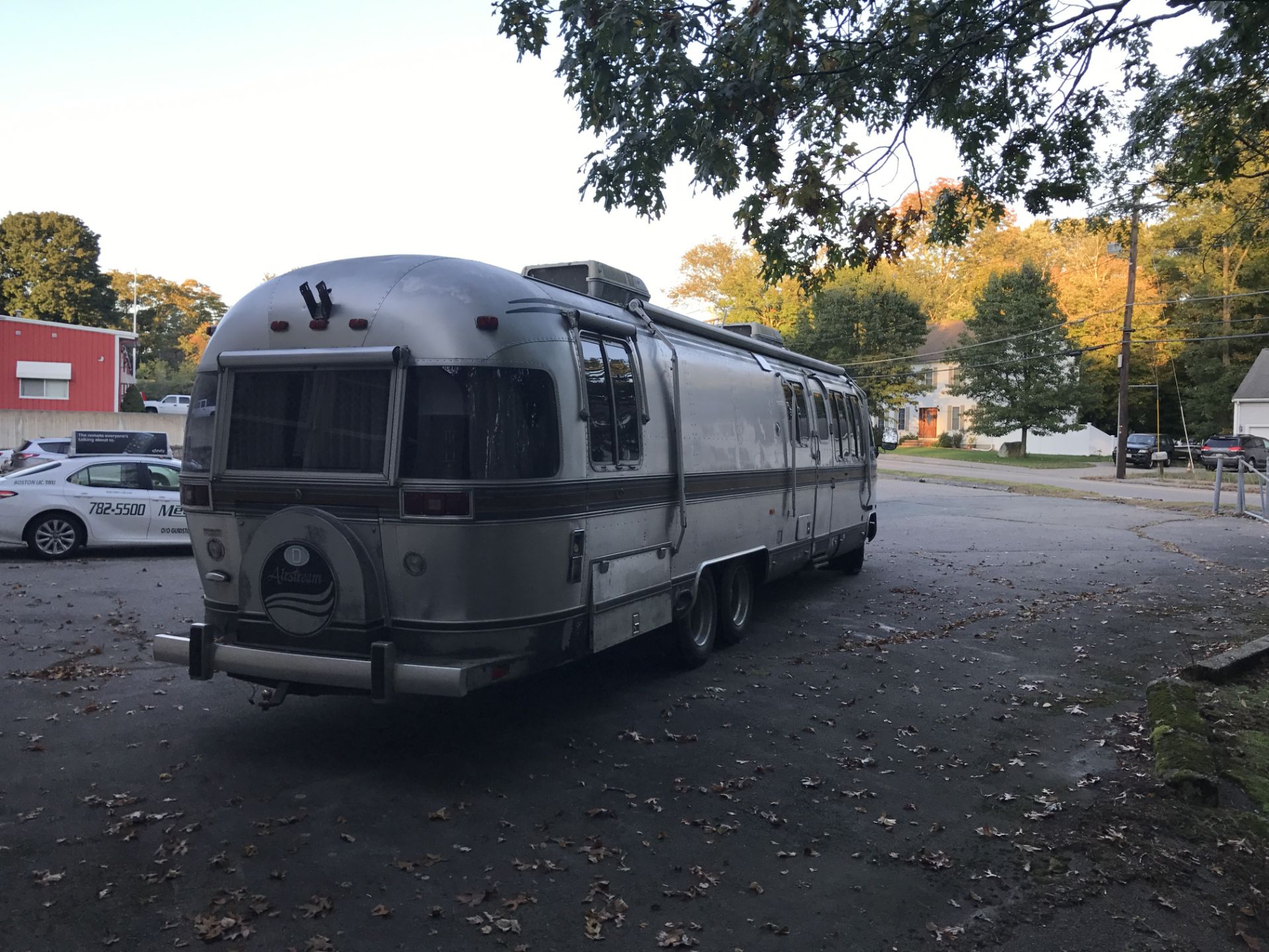 1986 Airstream #345 Motorhome -- More Info To Come - Image 9 of 10